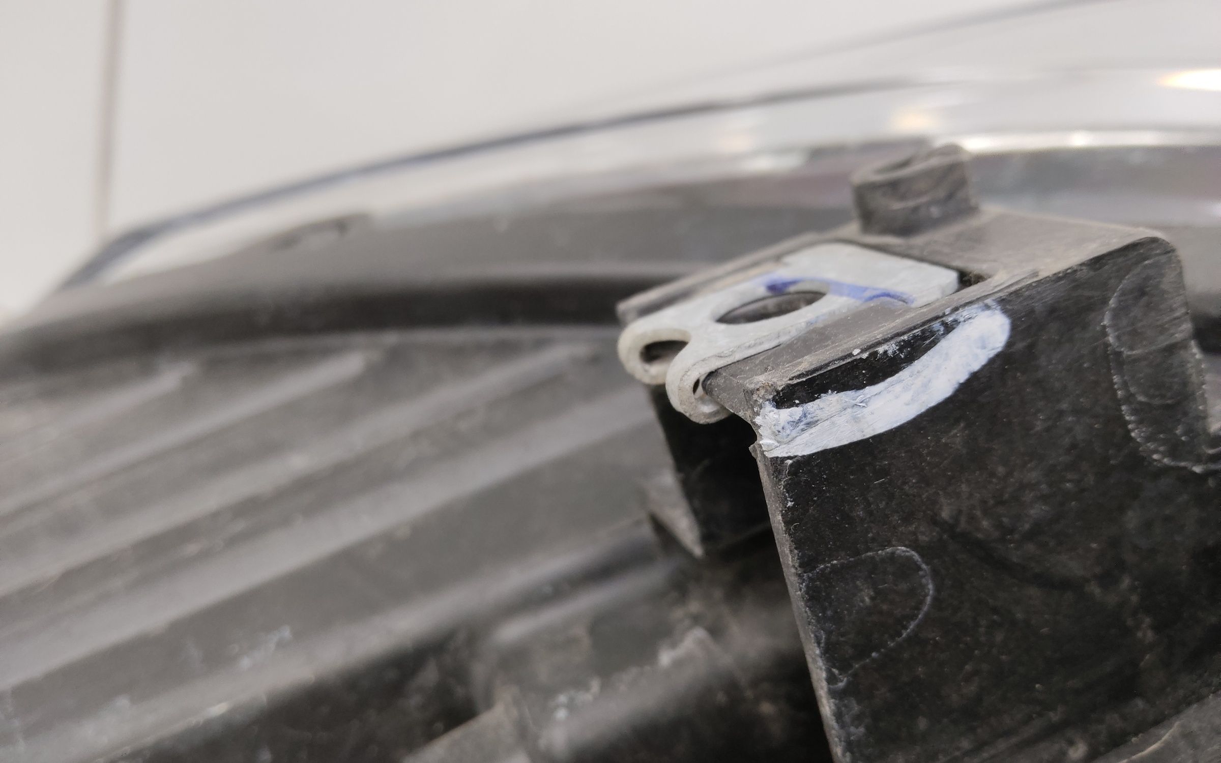 Фара передняя правая GAC GS5 LED