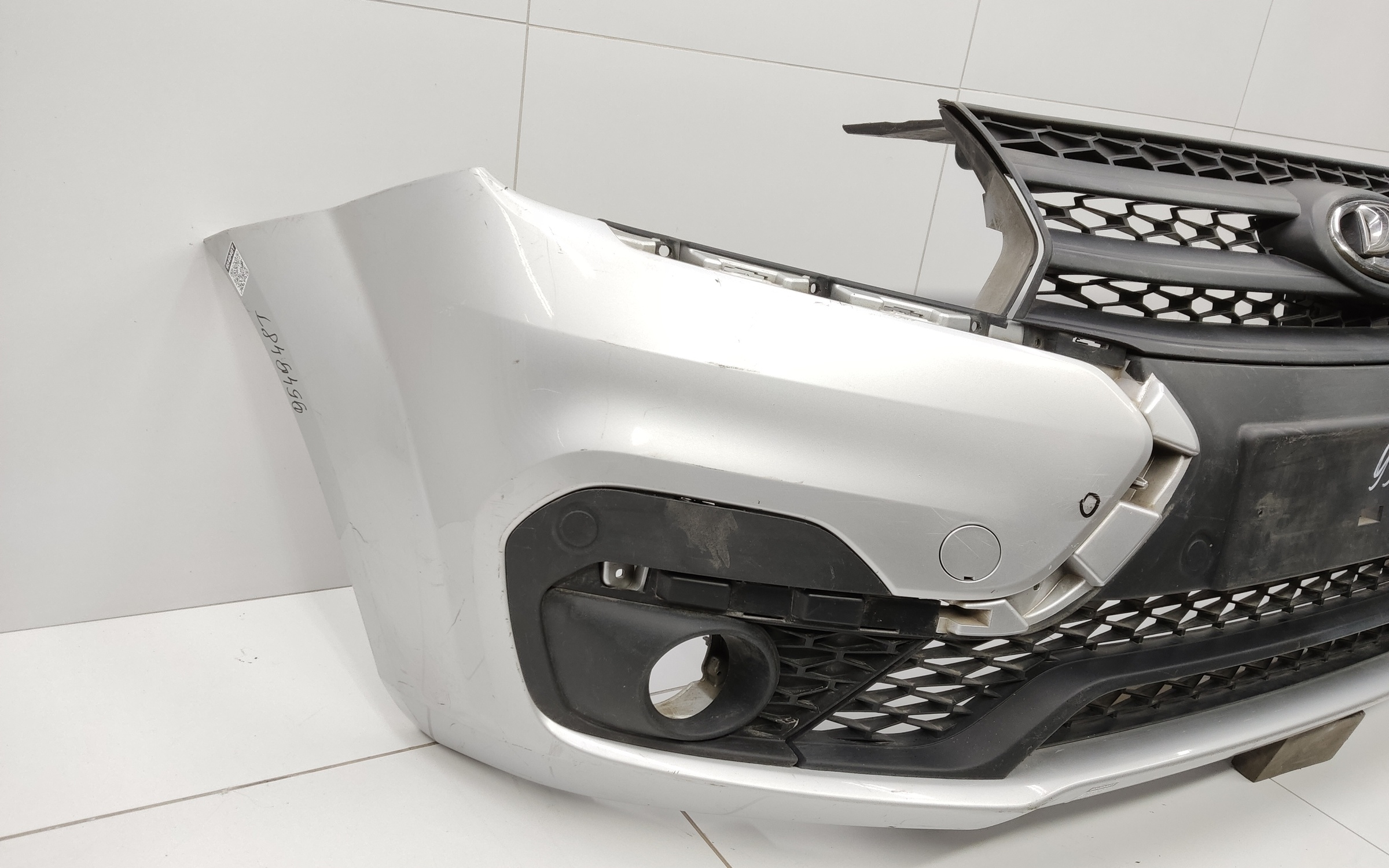 Бампер передний Lada Largus 1 Restail