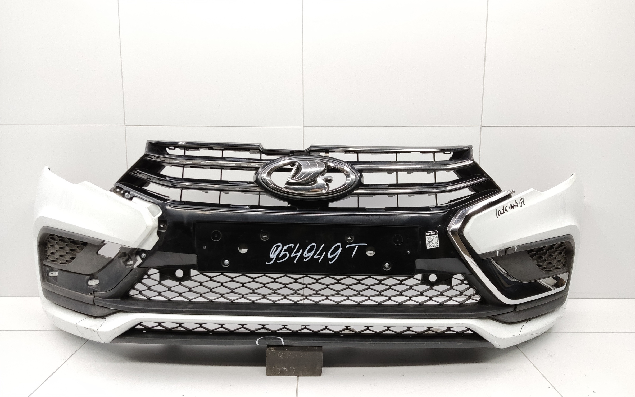 Бампер передний Lada Vesta 1 Restail