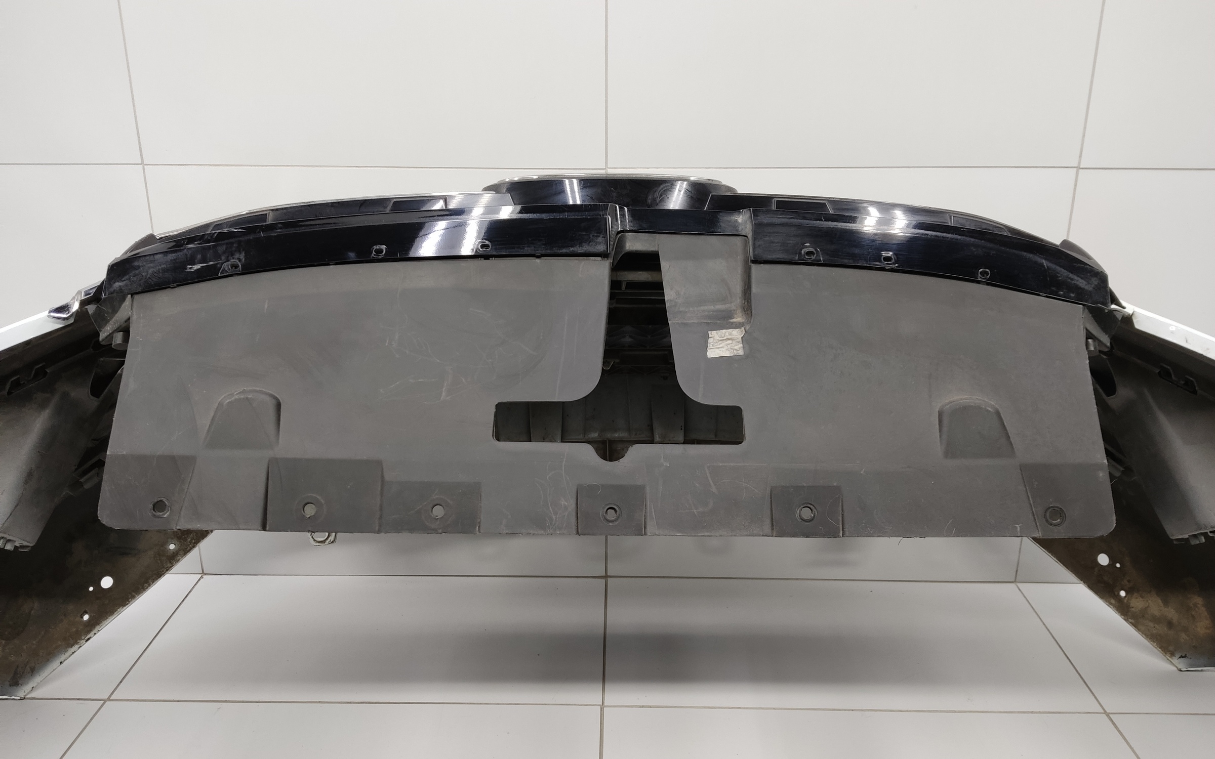 Бампер передний Lada Vesta 1 Restail