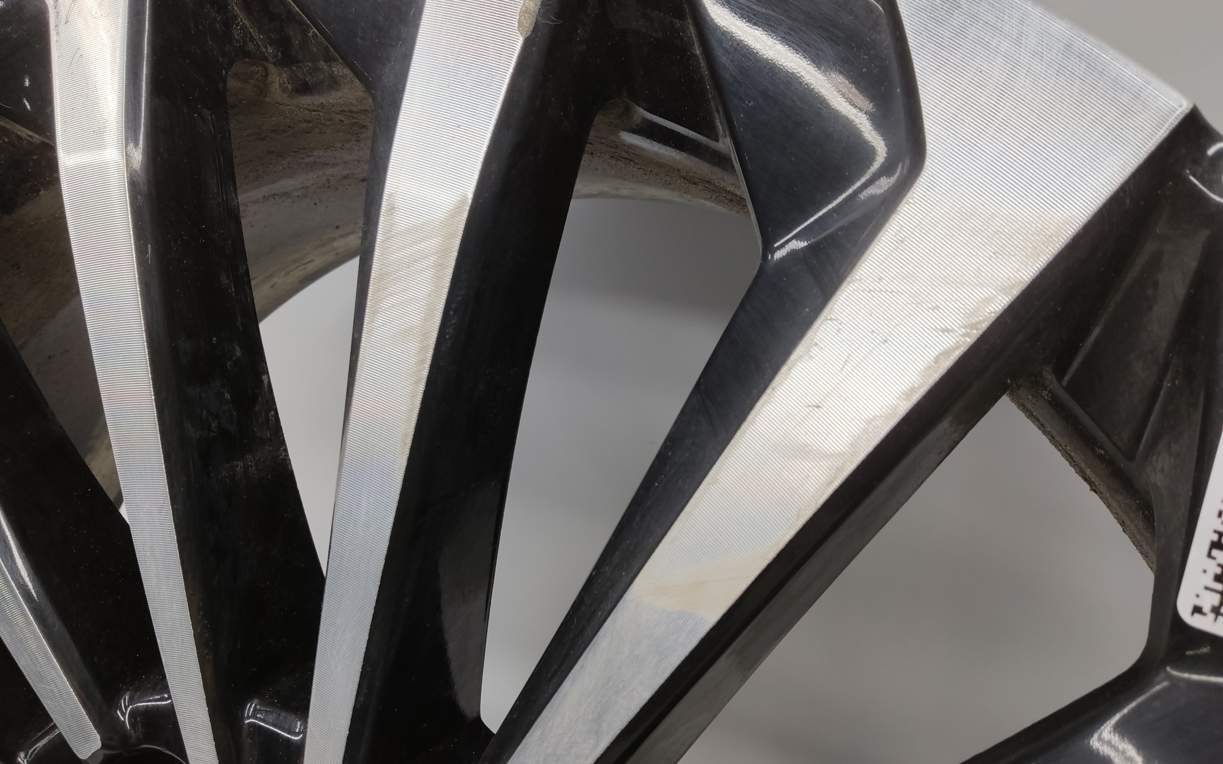 Диск колеса литой Exeed TXL R19