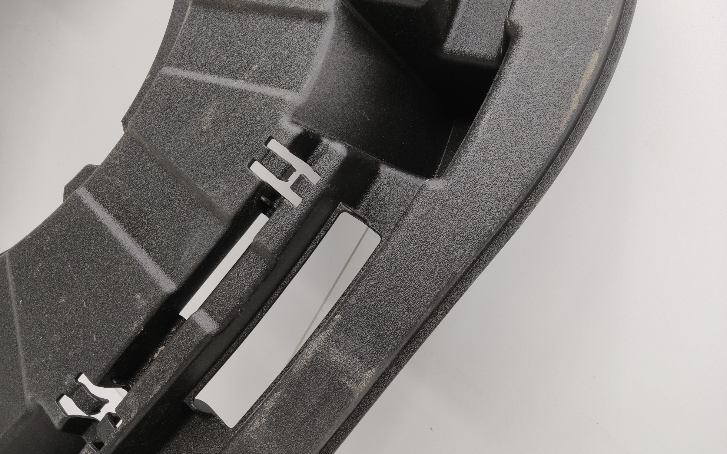 Накладка запасного колеса Toyota Camry V70