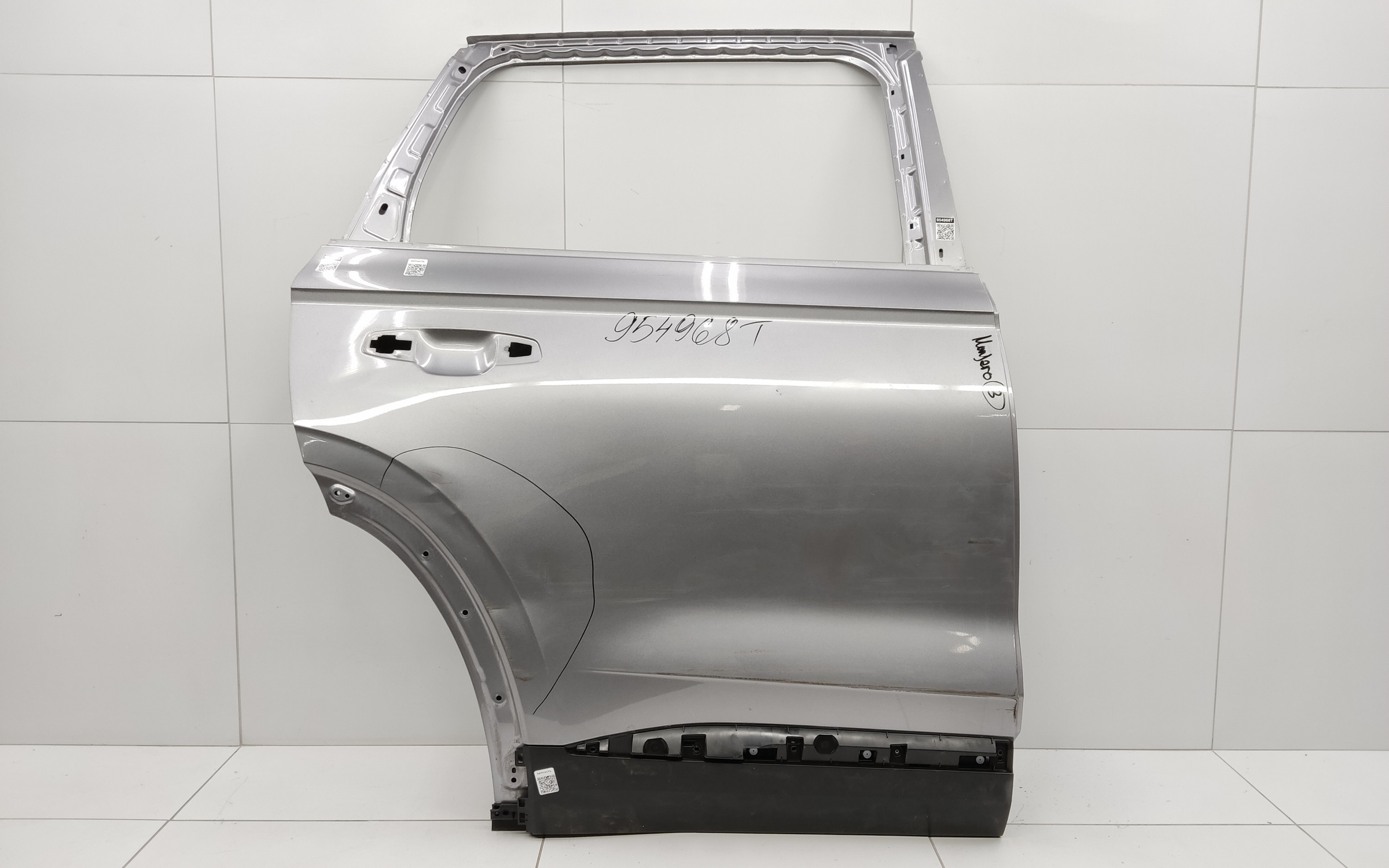 Дверь задняя правая Geely Monjaro