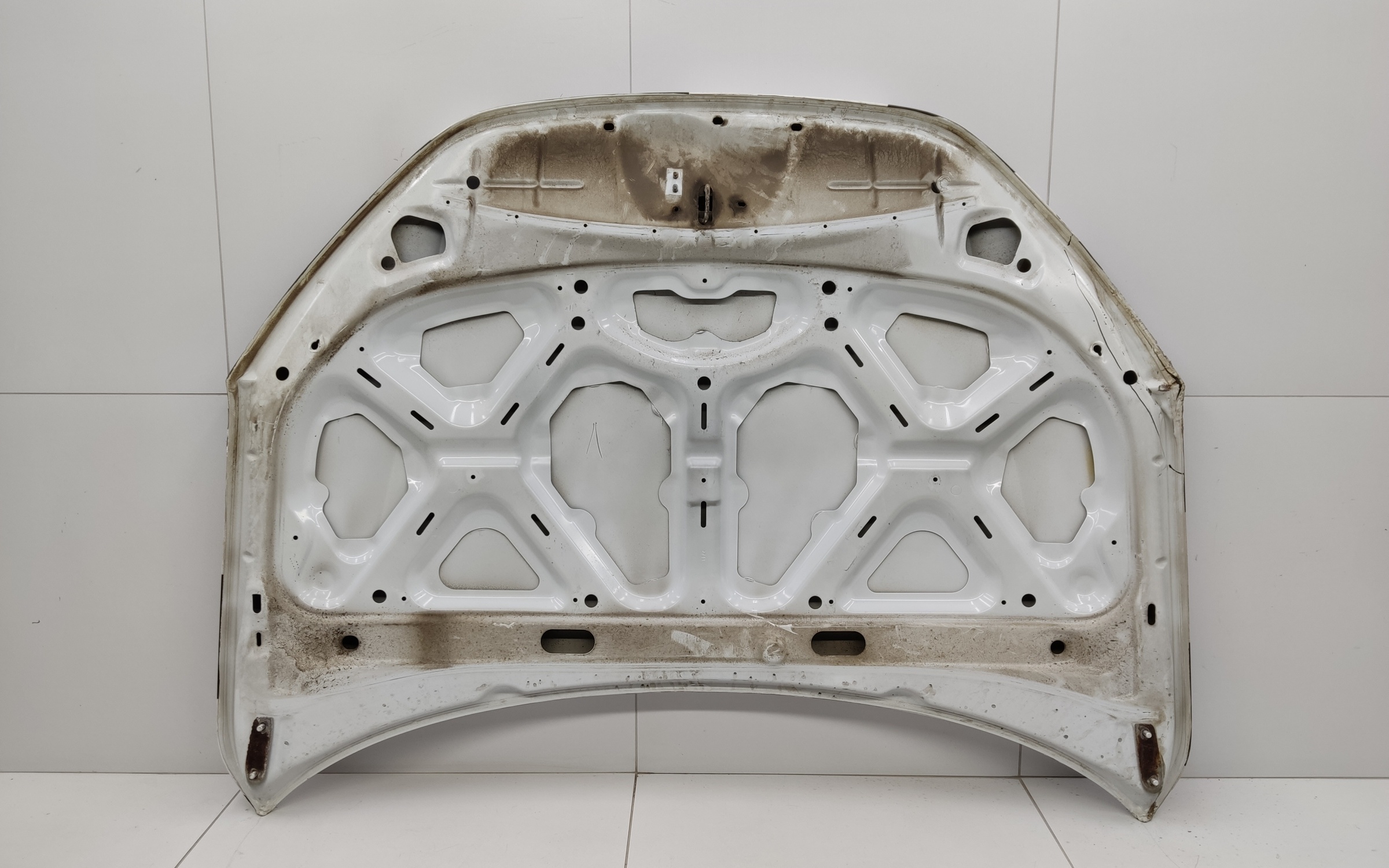 Капот Lada Granta 1 Restail