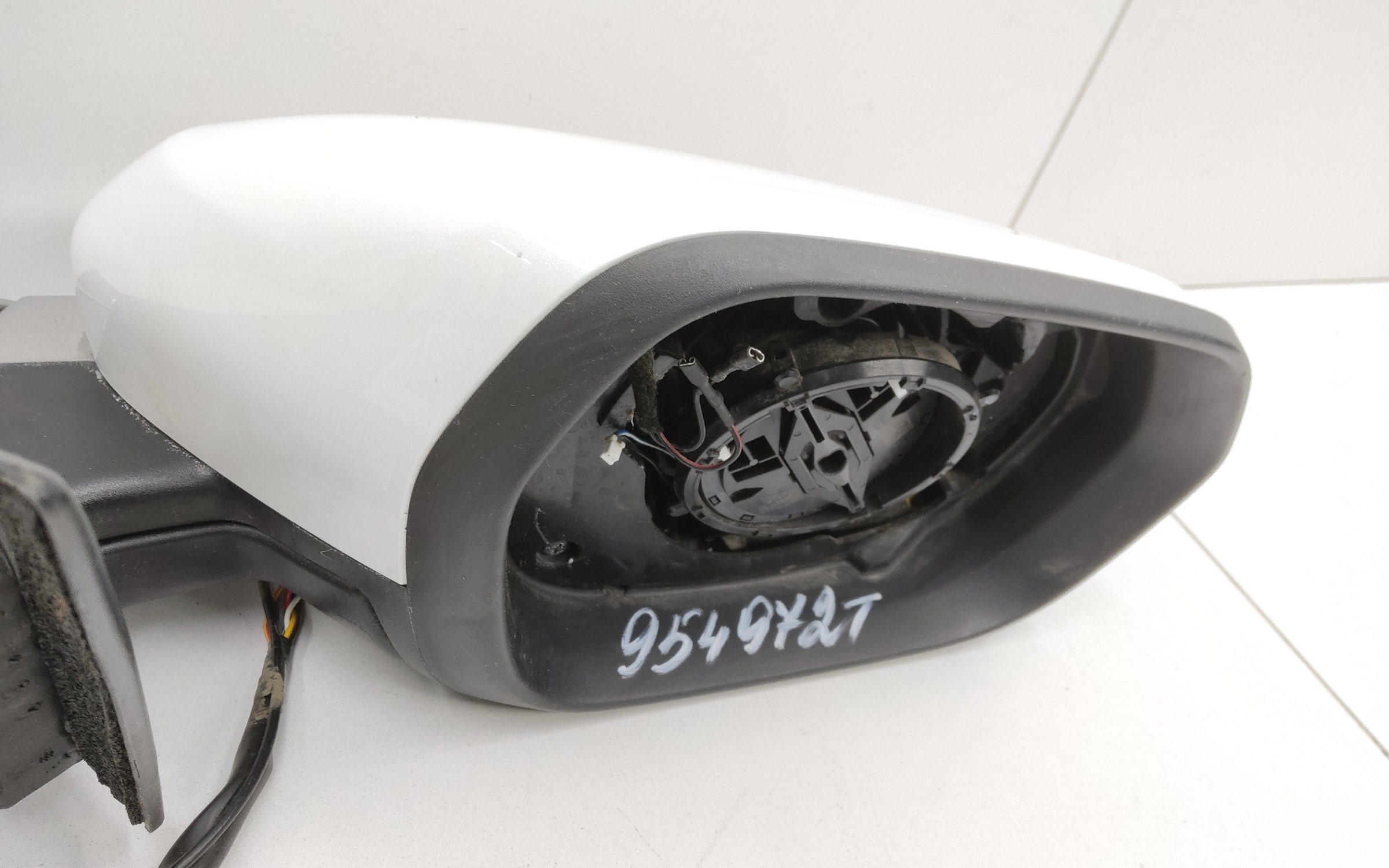 Зеркало правое Geely Monjaro 11+1 контактов