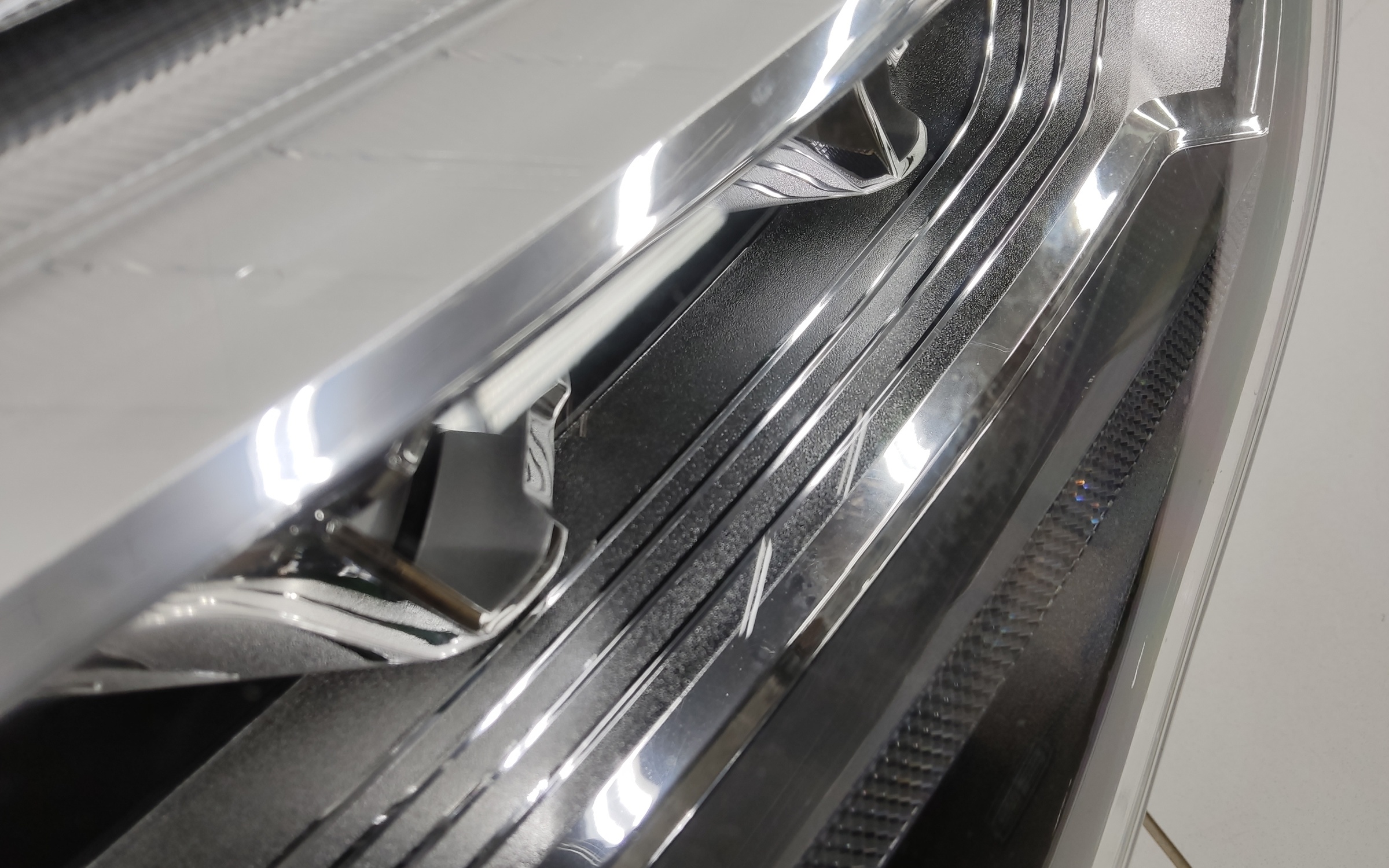 Фара передняя правая Haval Jolion LED