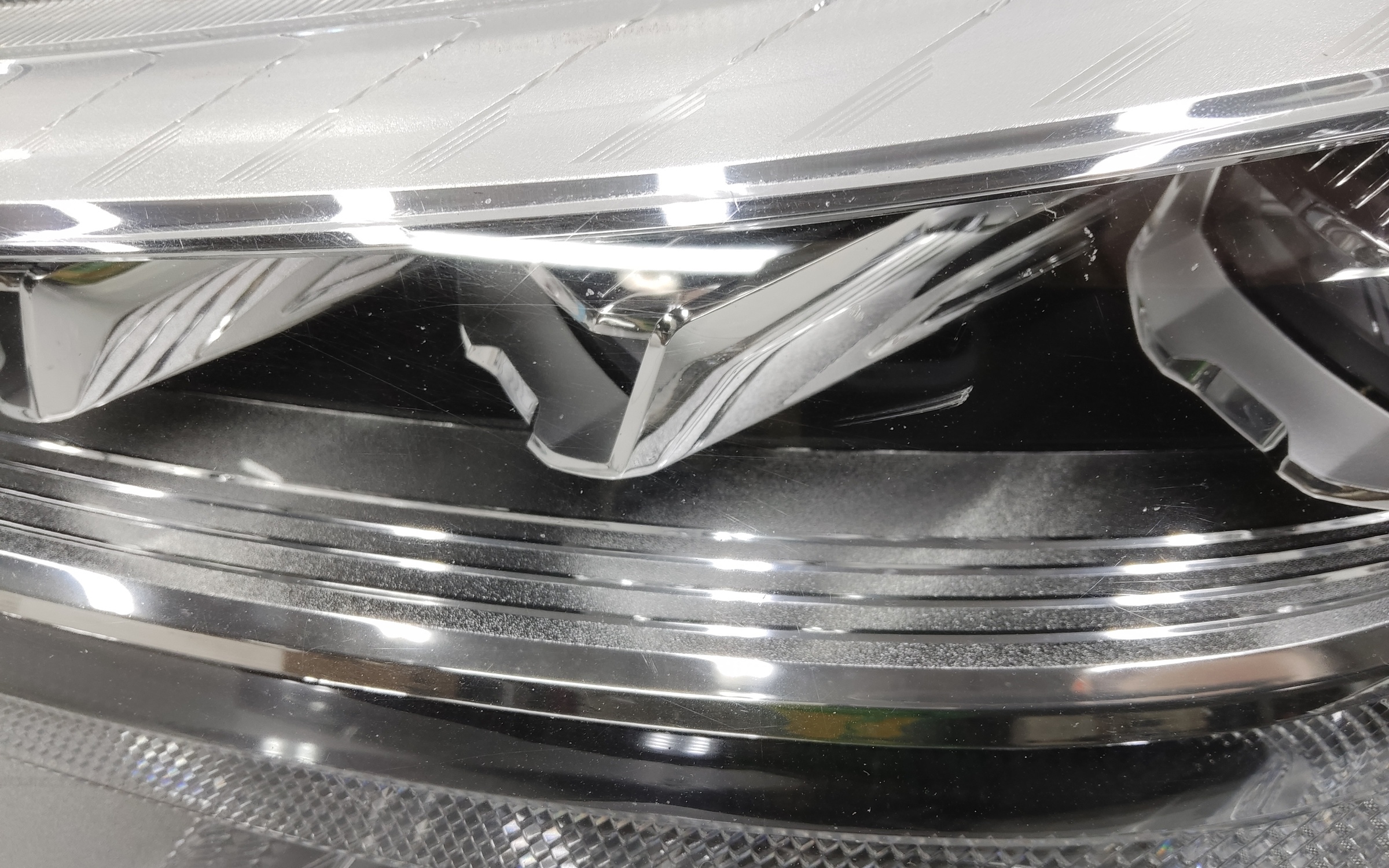 Фара передняя левая Haval Jolion LED