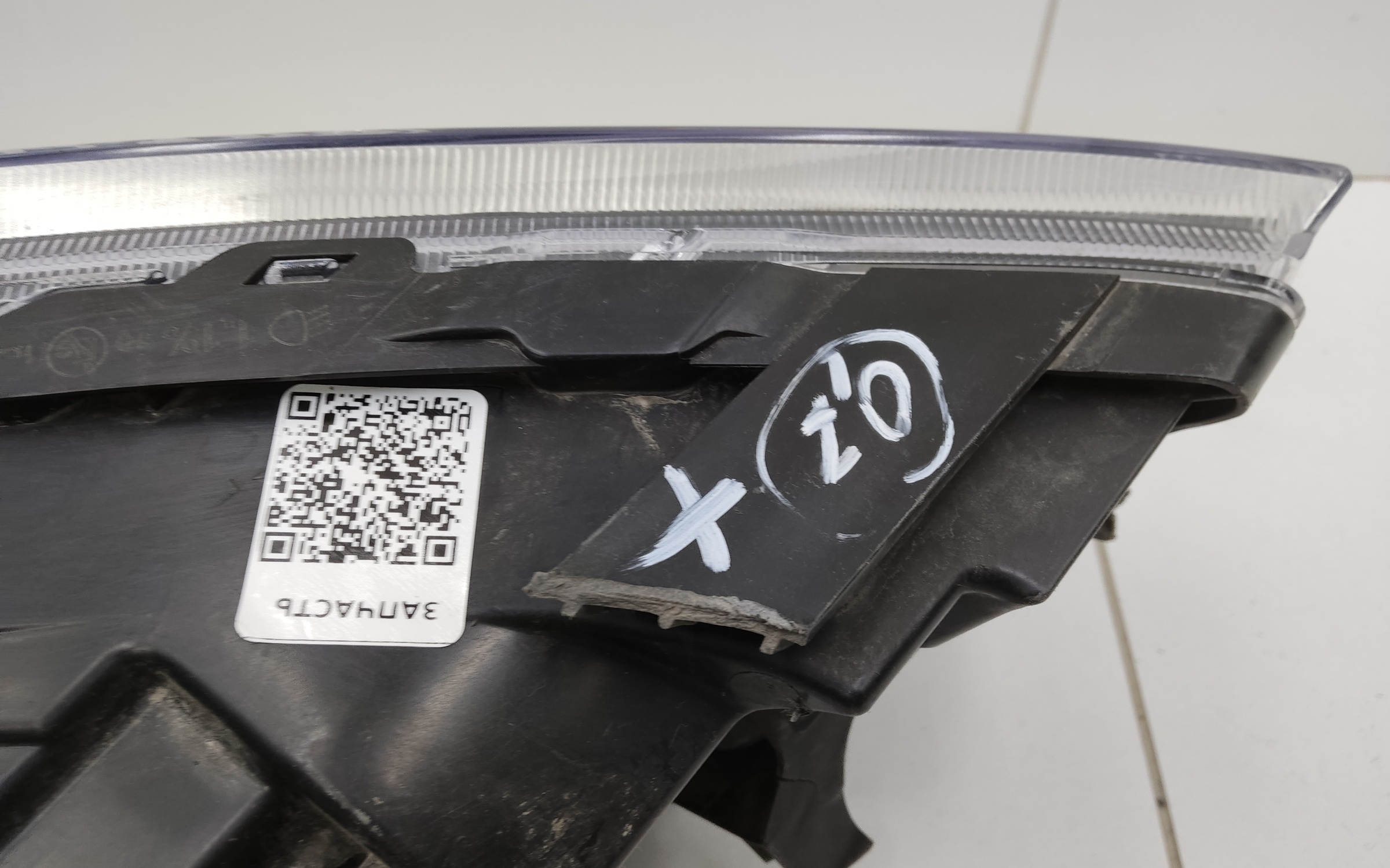 Фара передняя левая Lada Granta 1 Restail галоген с корректором