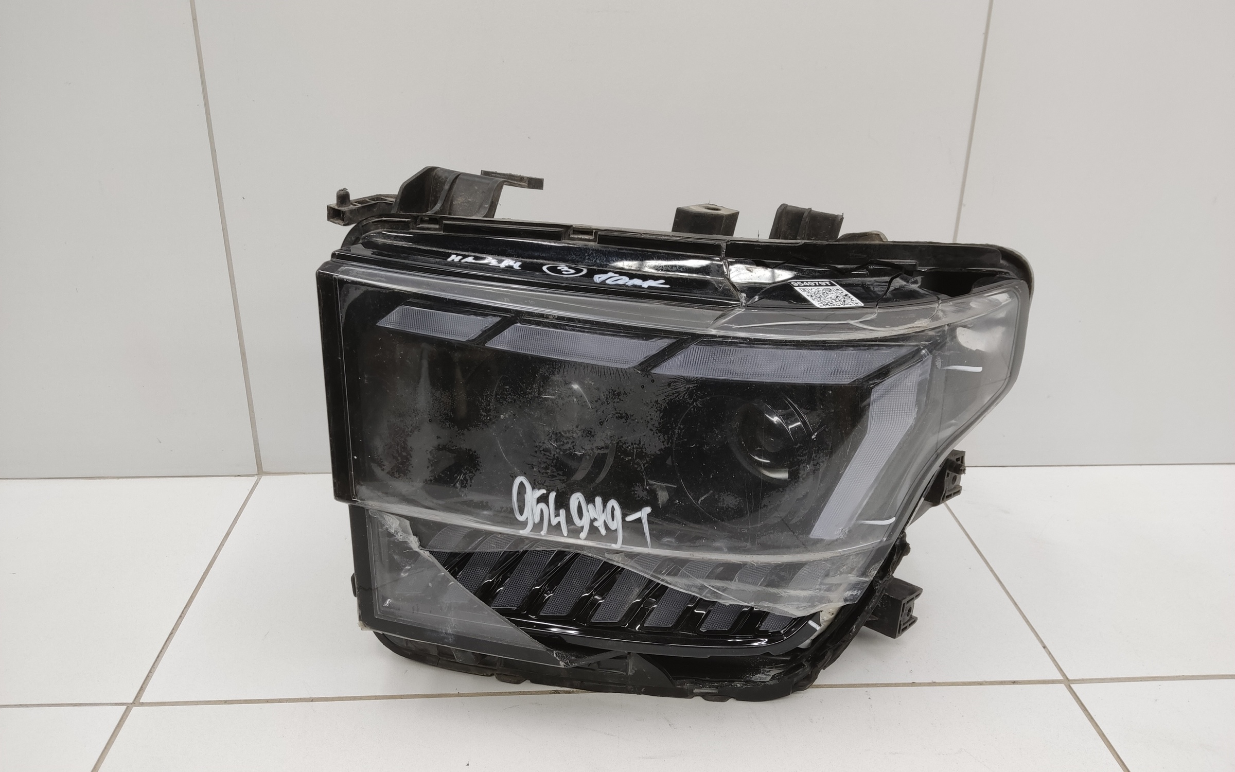 Фара передняя левая Tank 500 LED Черная