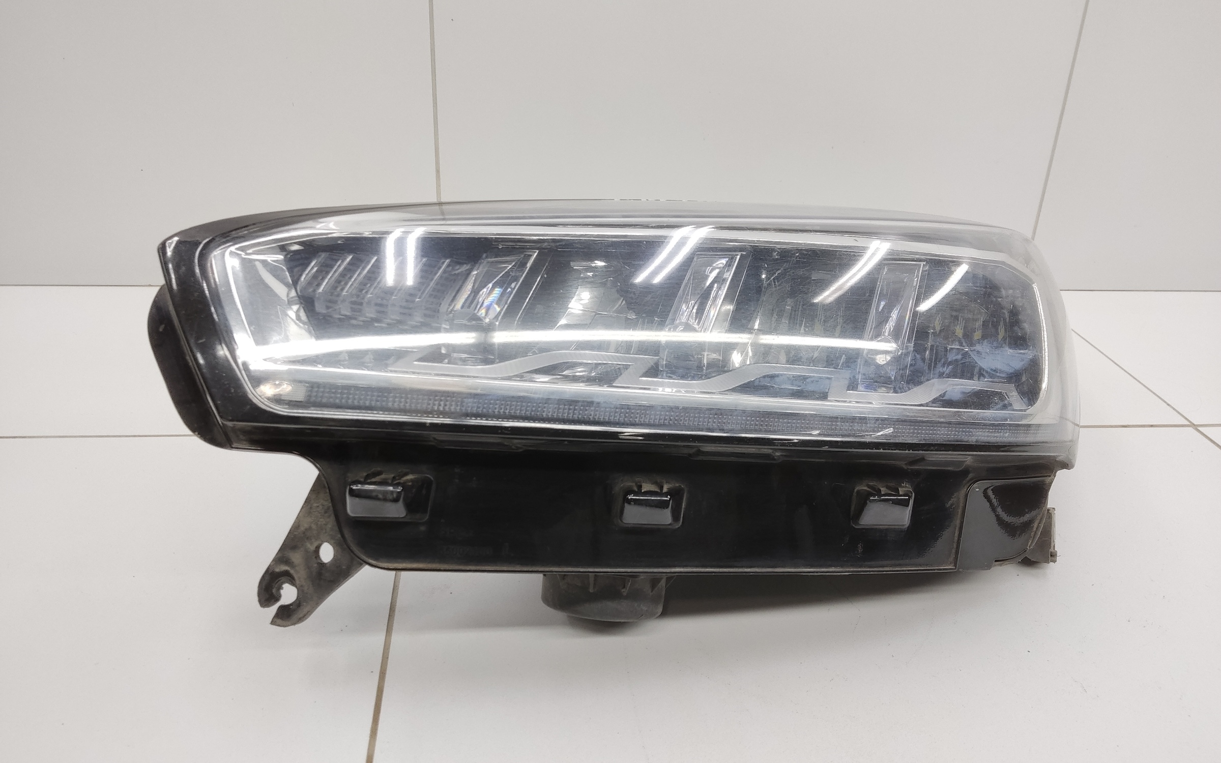 Фара передняя левая Chery Tiggo 7 Pro LED "Sailing"