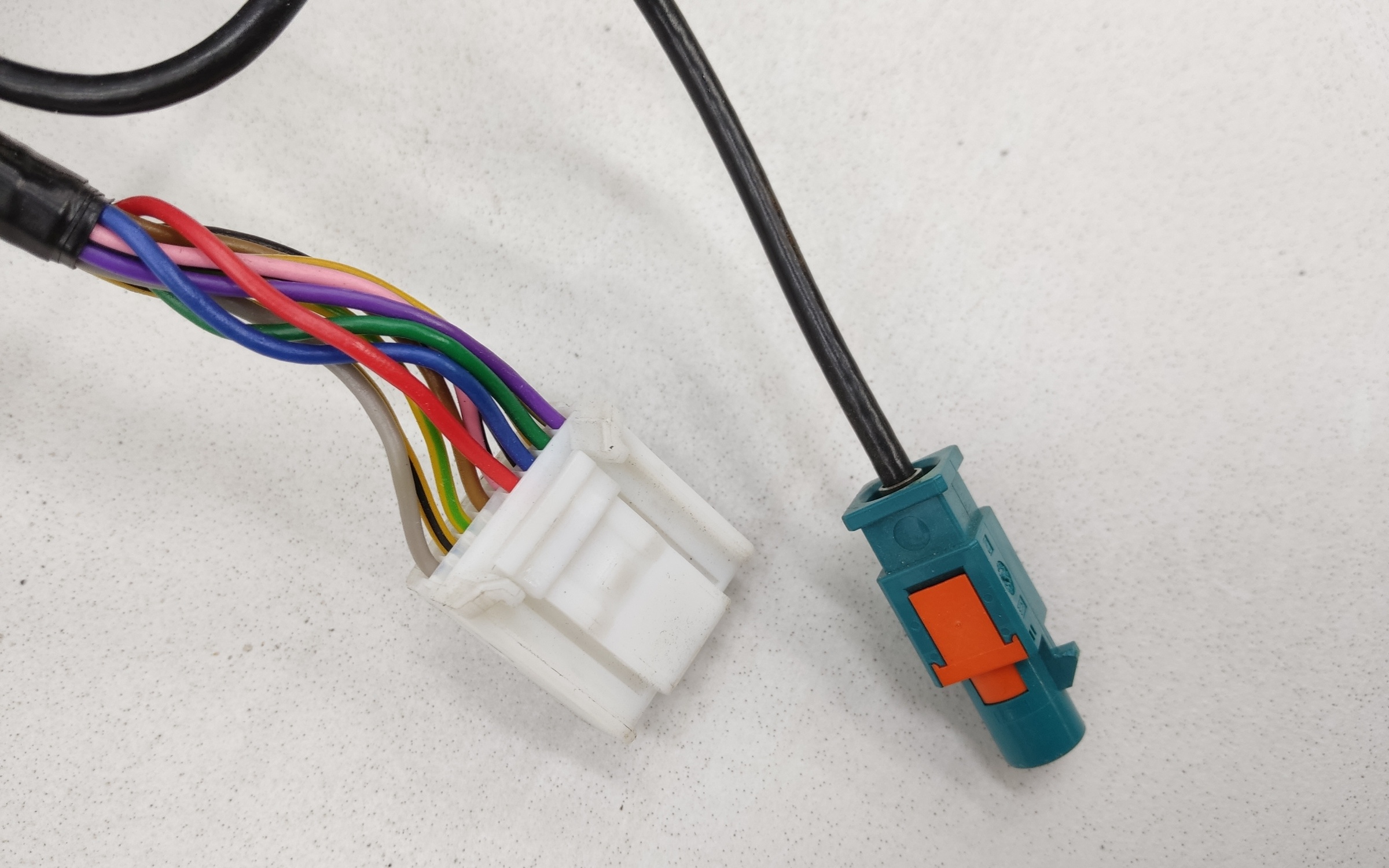 Зеркало левое Geely Coolray 12+1 контактов карбон