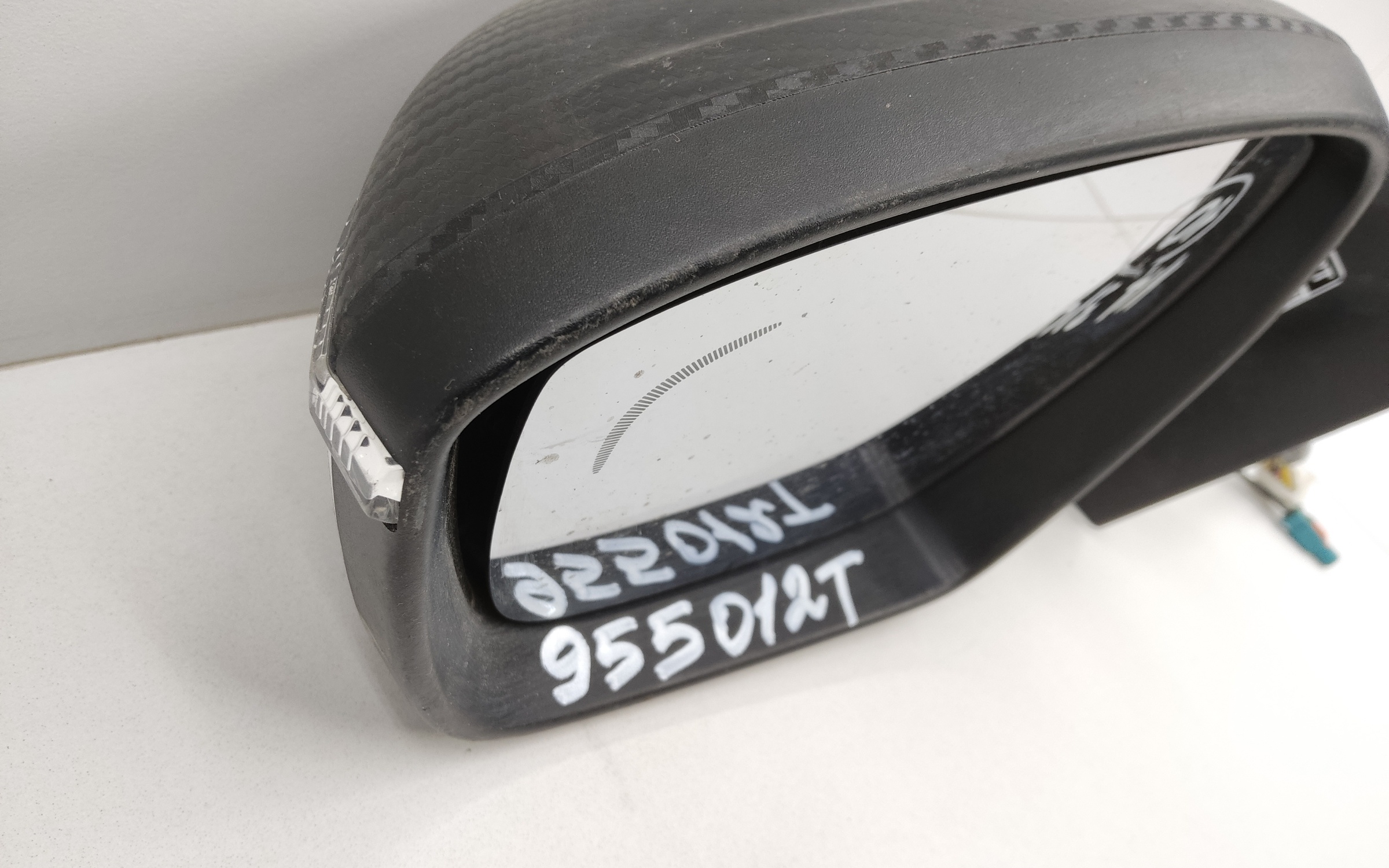 Зеркало левое Geely Coolray 12+1 контактов карбон