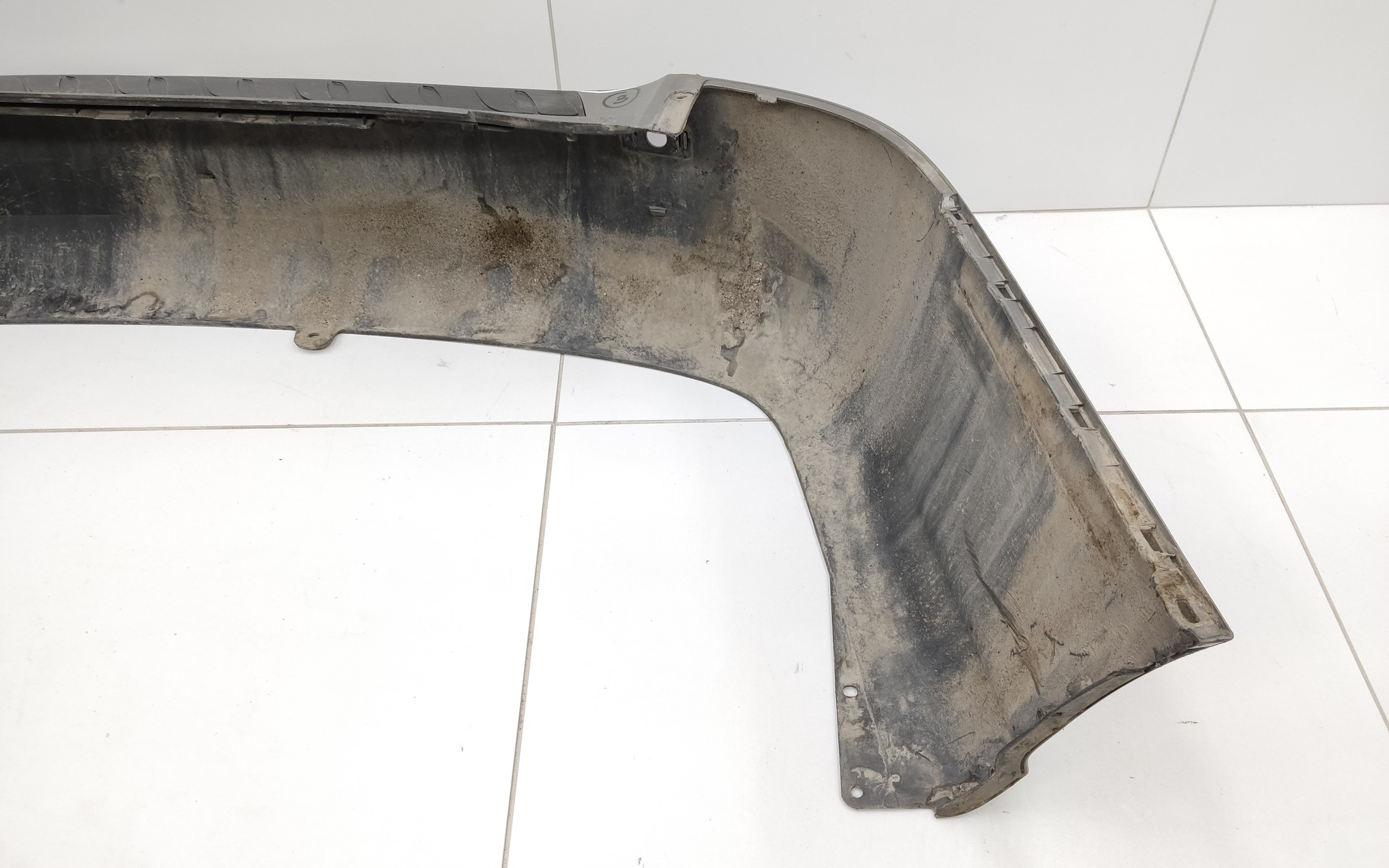 Бампер задний Hyundai Grand Starex H1