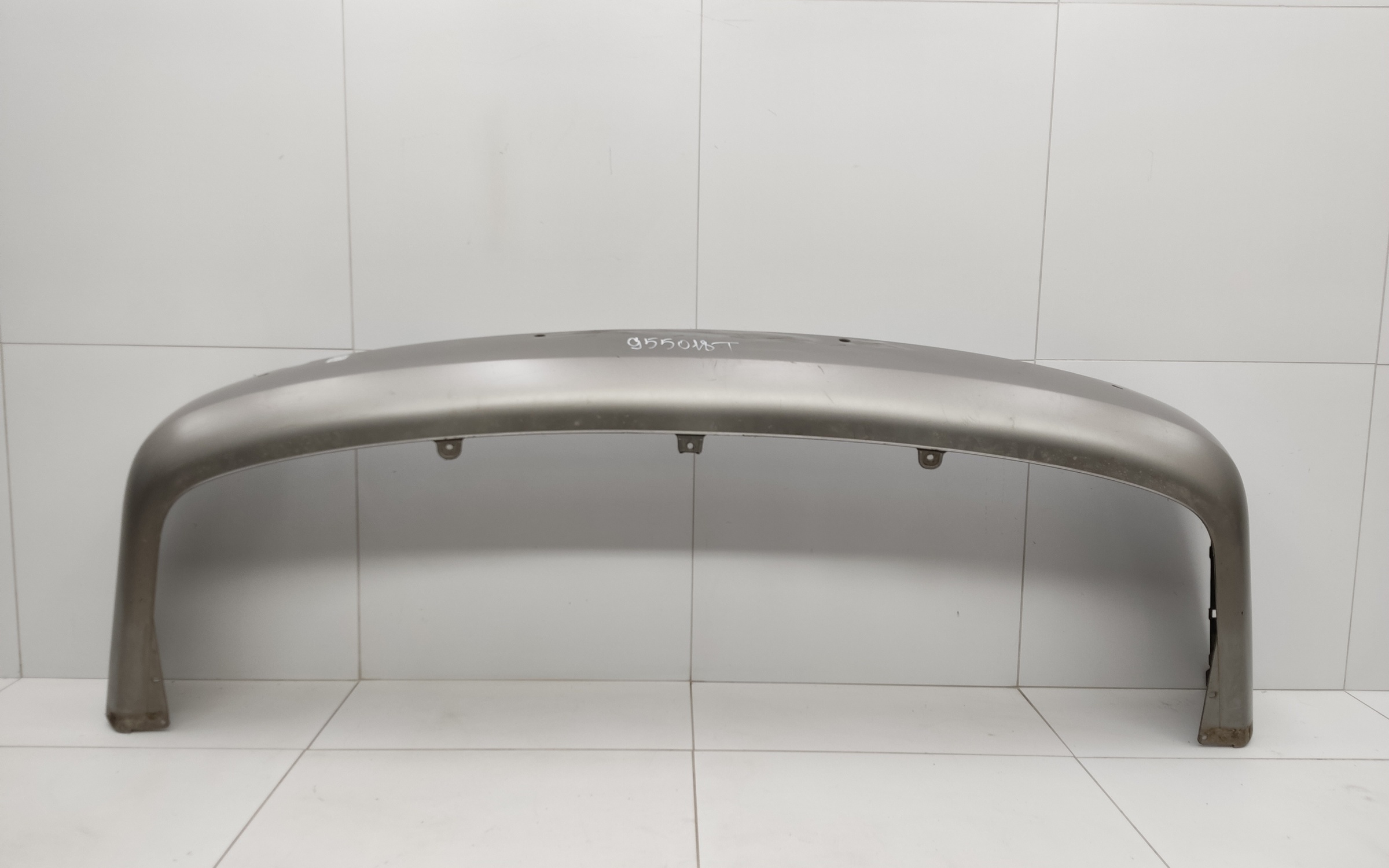 Бампер задний Hyundai Grand Starex H1