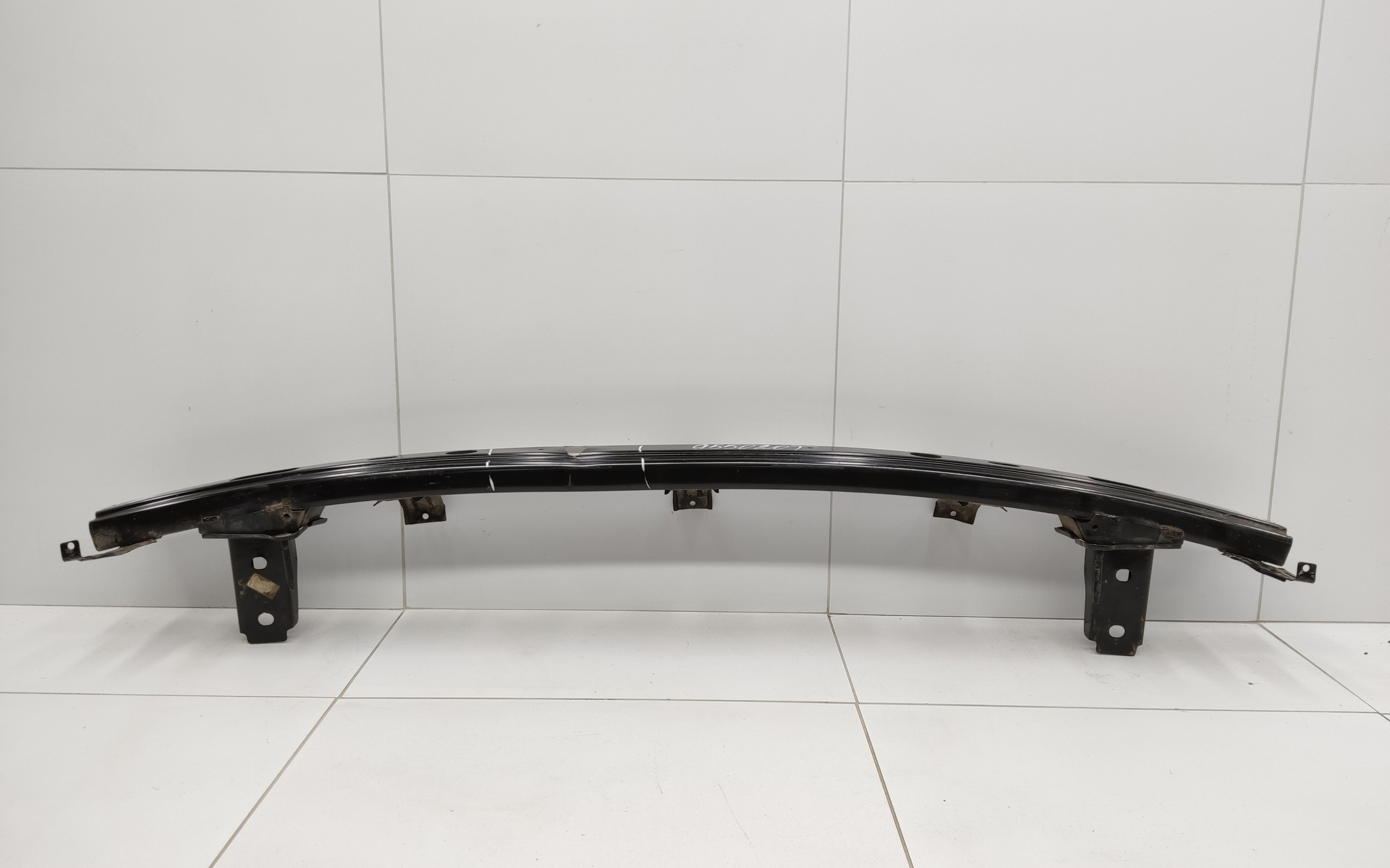 Усилитель заднего бампера Hyundai H1 Starex 2