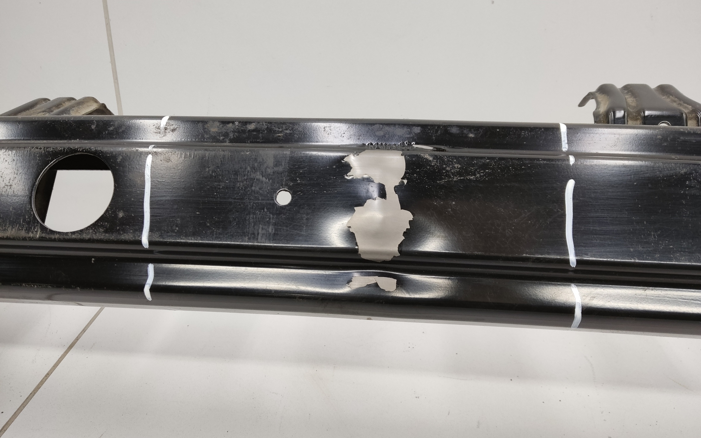 Усилитель заднего бампера Hyundai H1 Starex 2