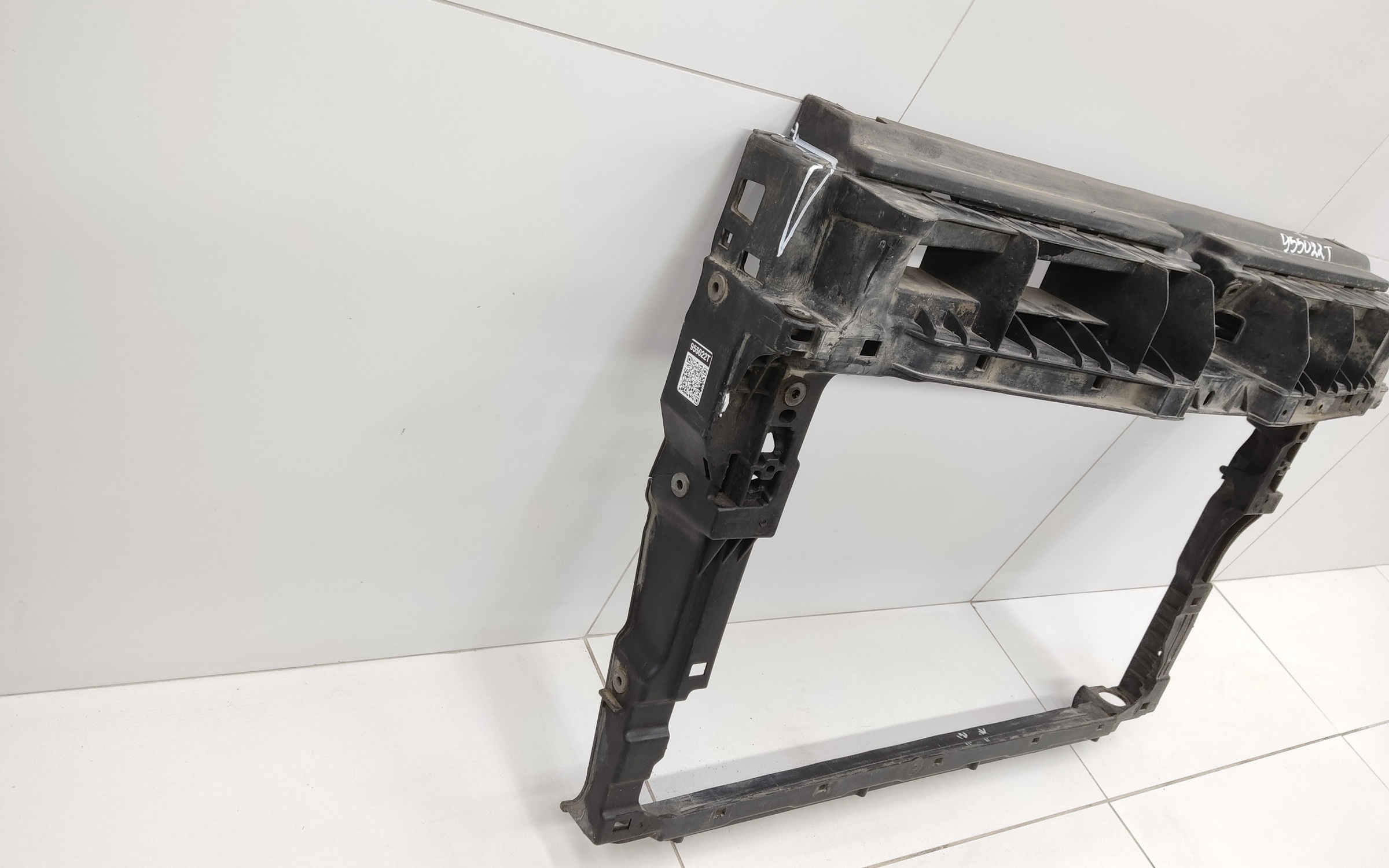 Панель передняя Volkswagen Tiguan 2  1.4L