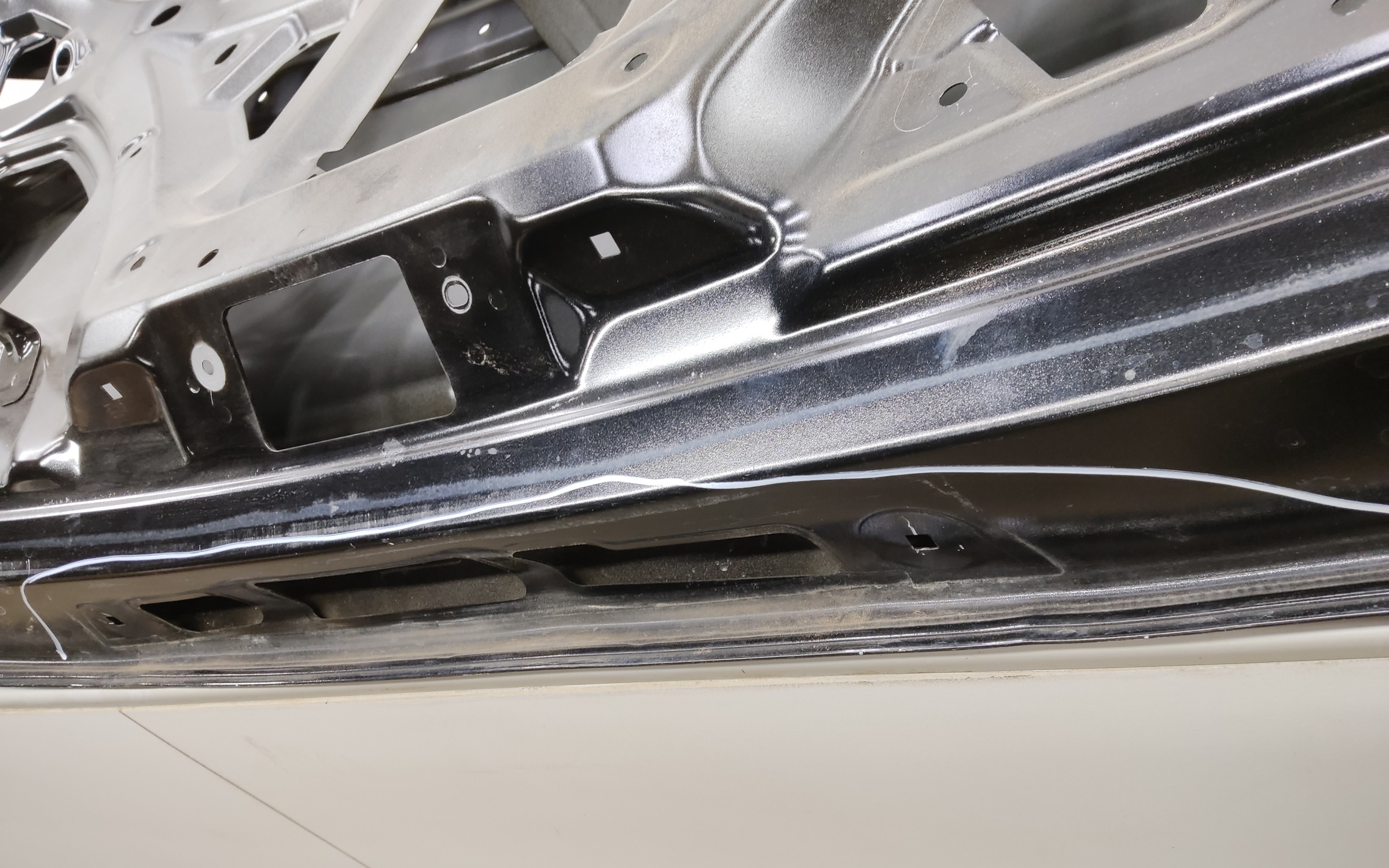 Крышка багажника Chery Tiggo 8 без датчика защемления