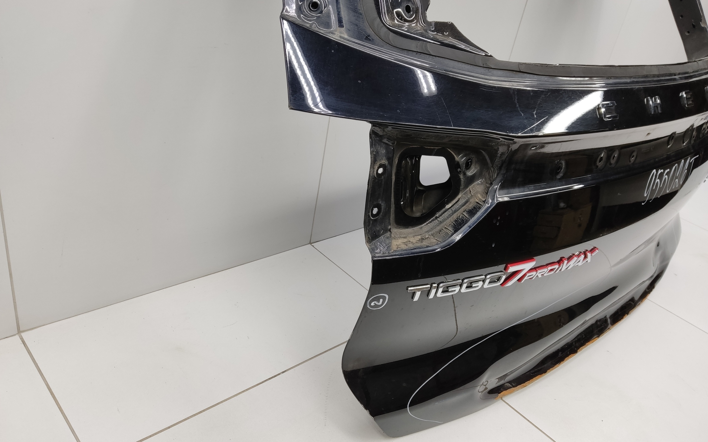 Крышка багажника Chery Tiggo 8 без датчика защемления