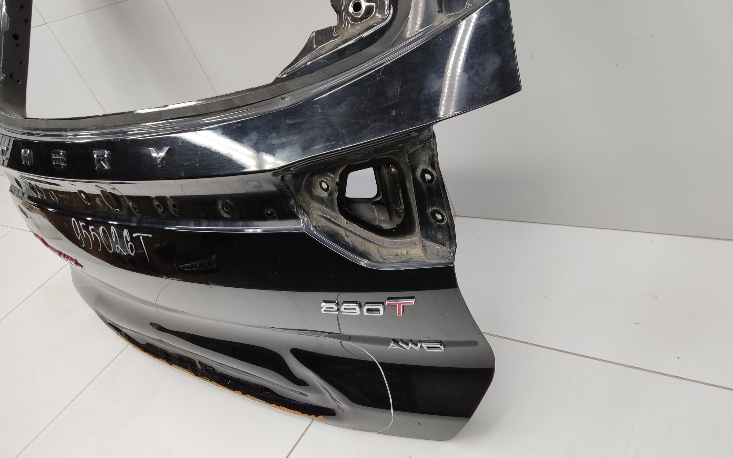 Крышка багажника Chery Tiggo 8 без датчика защемления