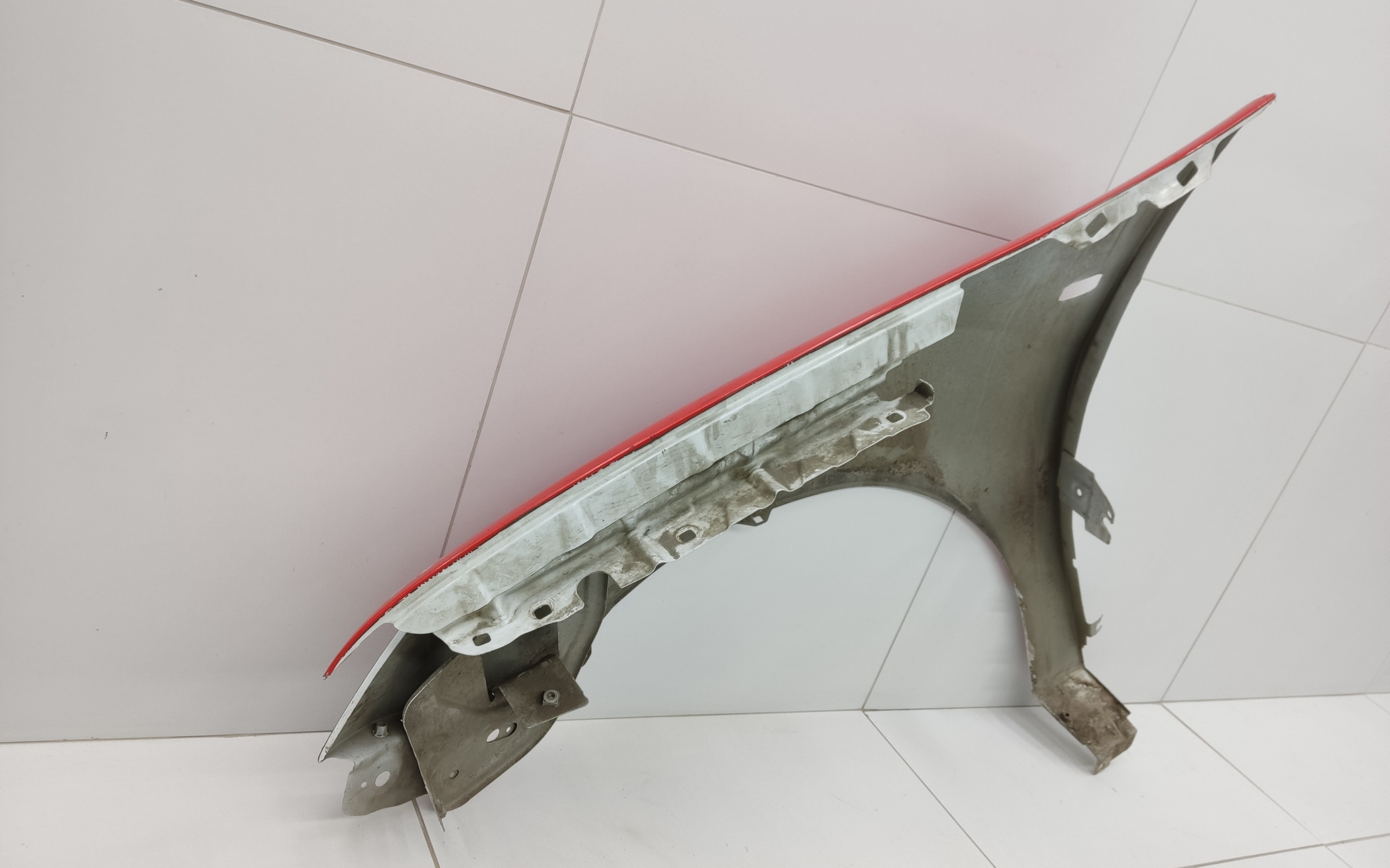 Крыло переднее правое Renault Logan 2 под повторитель