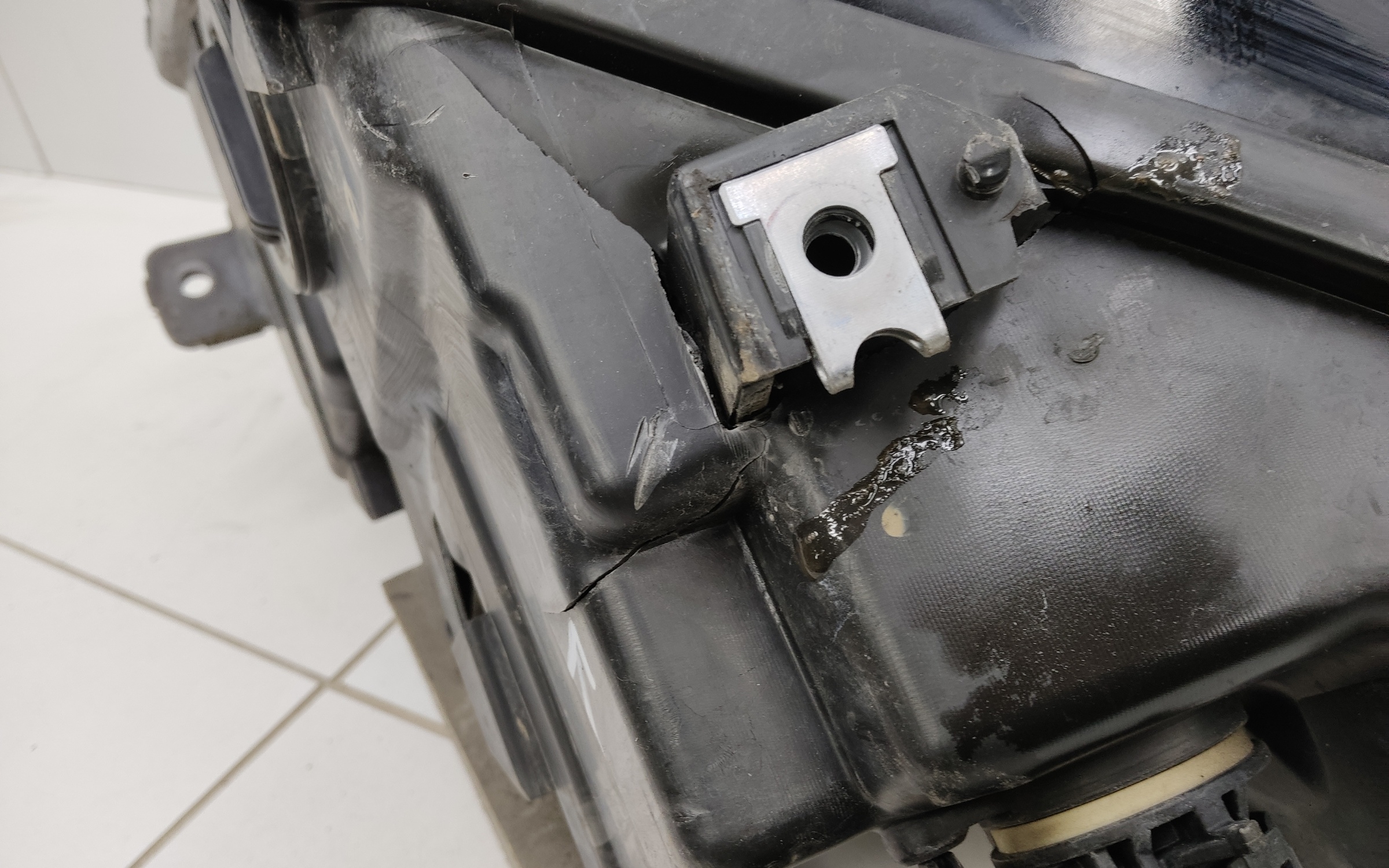 Фара передняя левая Geely Coolray LED