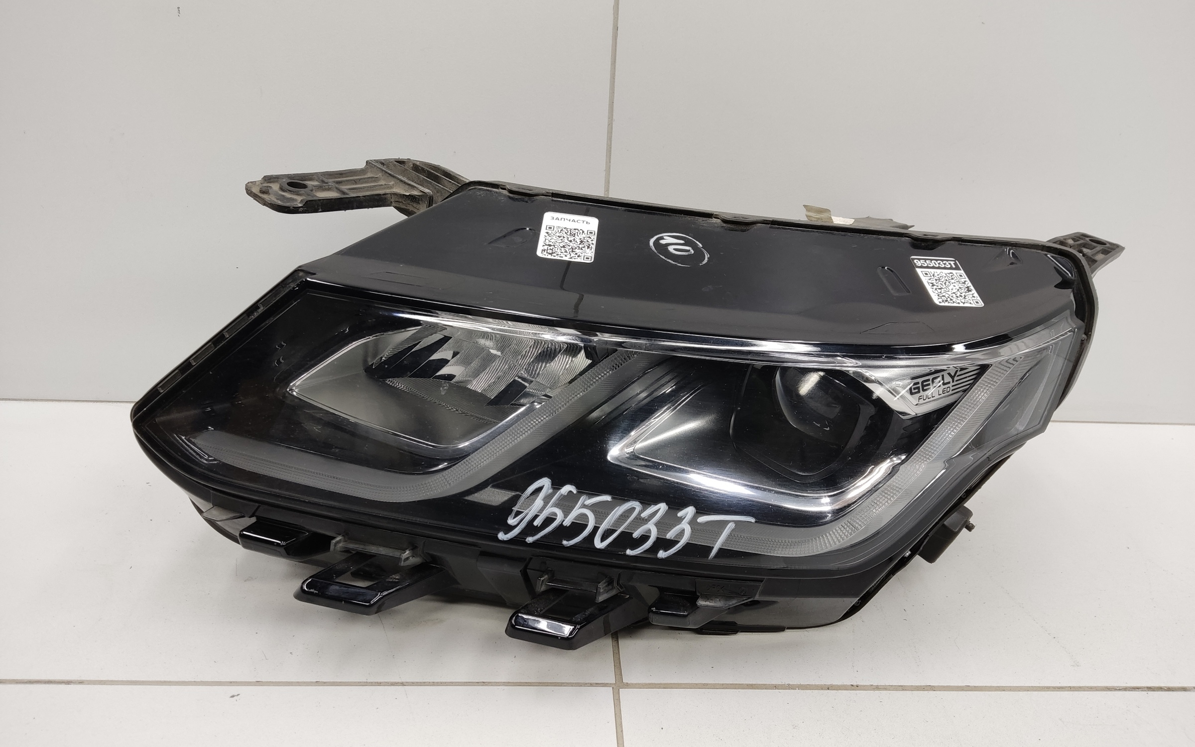 Фара передняя левая Geely Coolray LED
