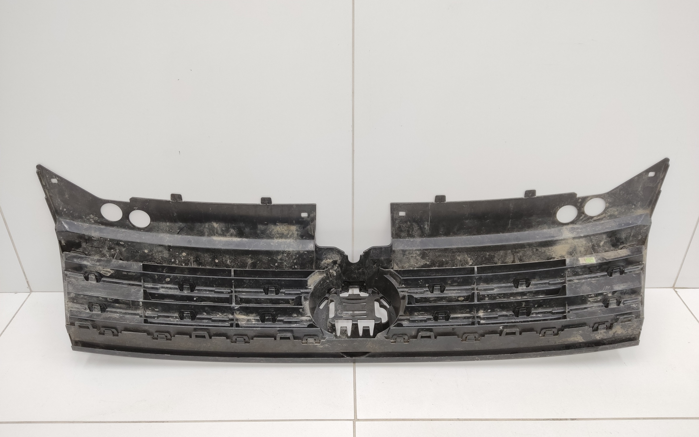 Решетка радиатора Volkswagen Tiguan 2