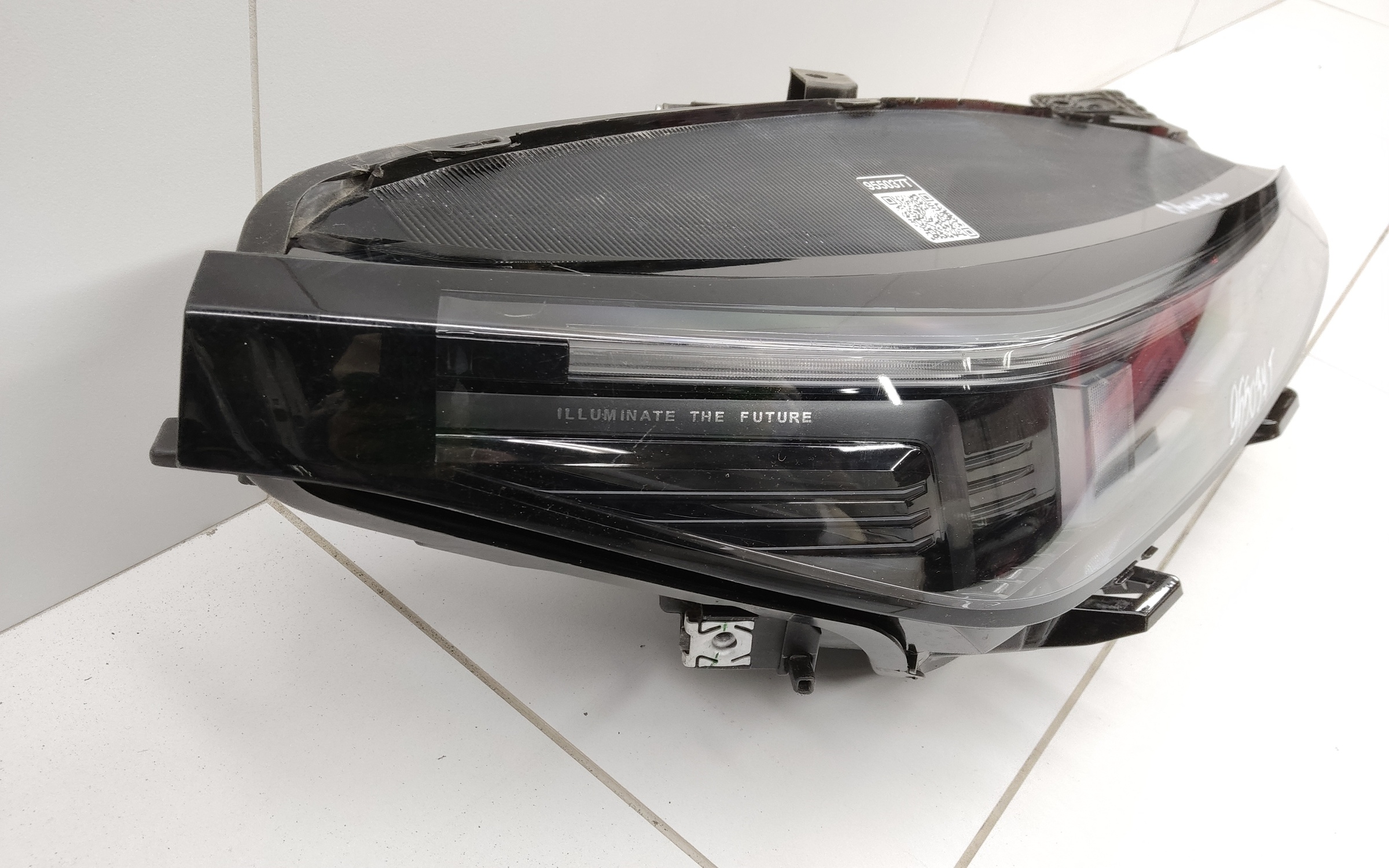 Фара передняя правая Changan Lamore LED