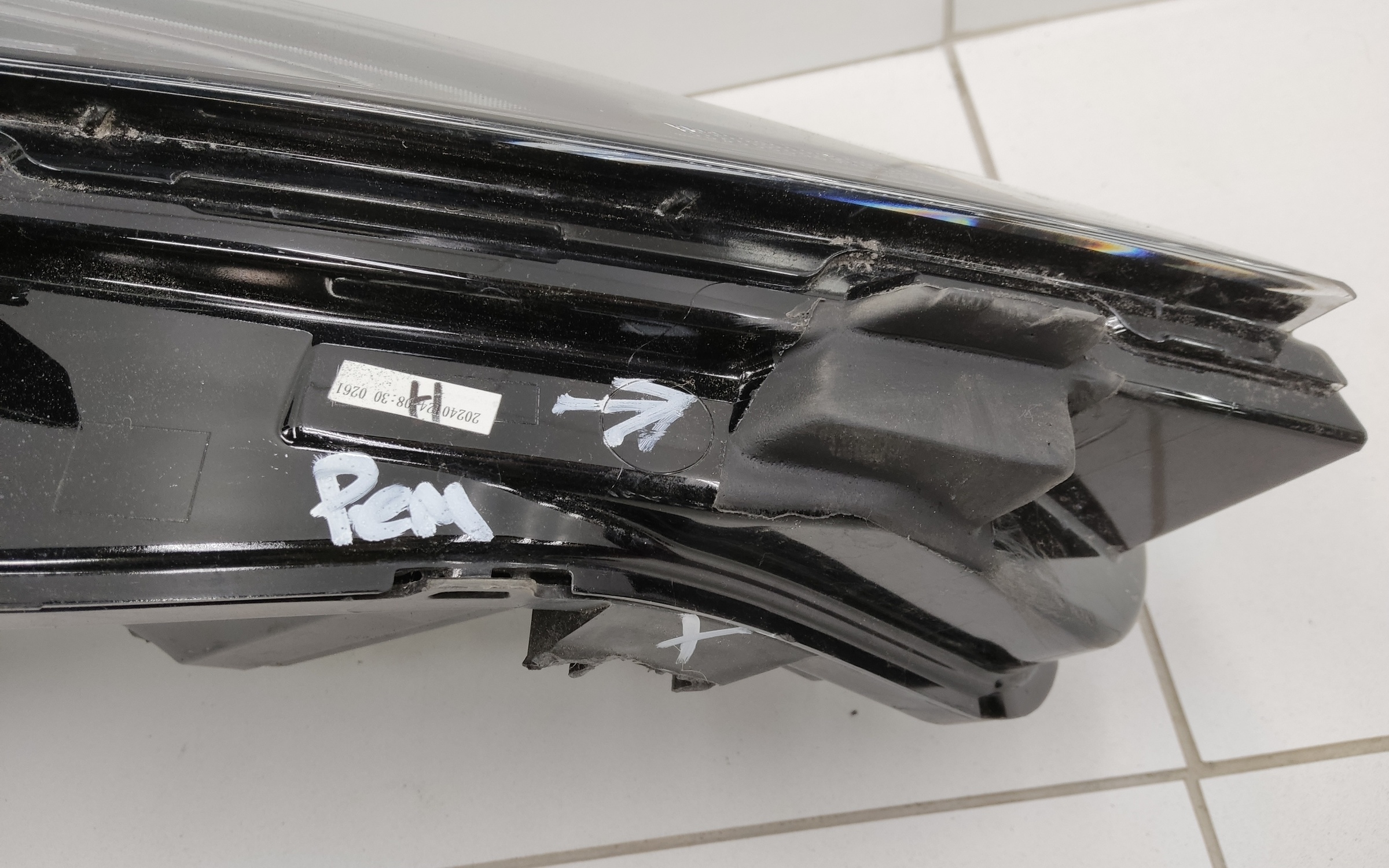 Фара передняя правая Changan Lamore LED