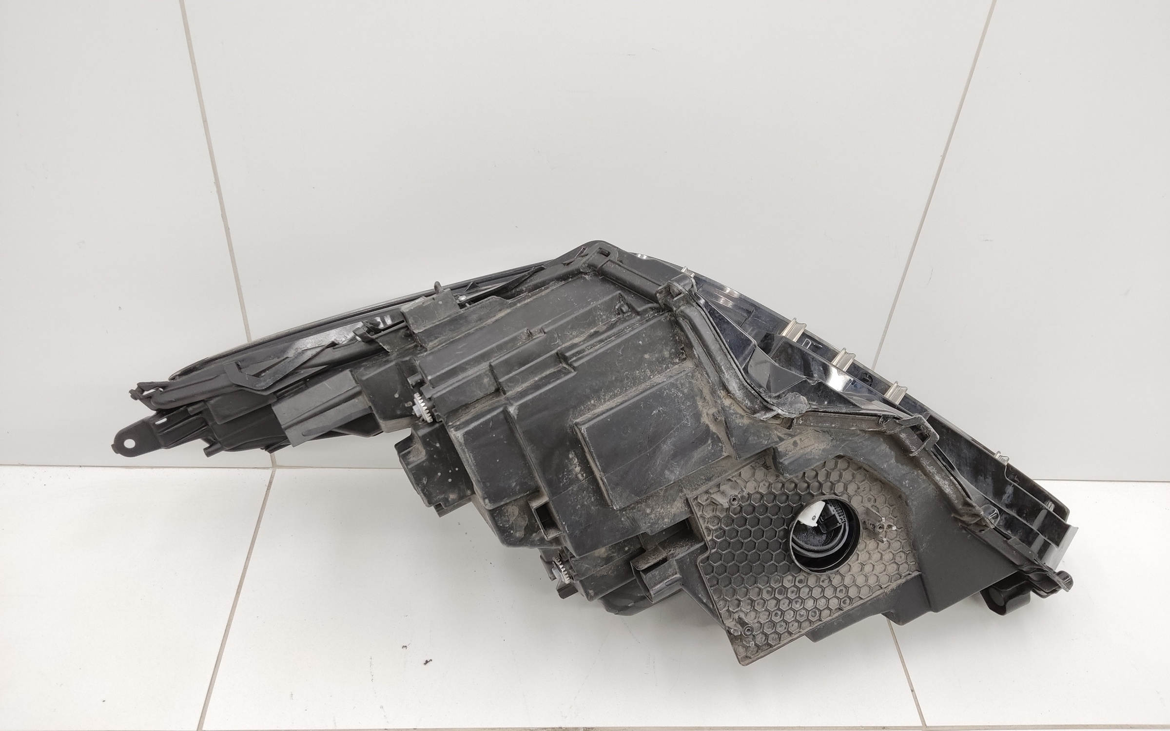 Фара передняя правая Lexus RX 4 Restail LED линзы