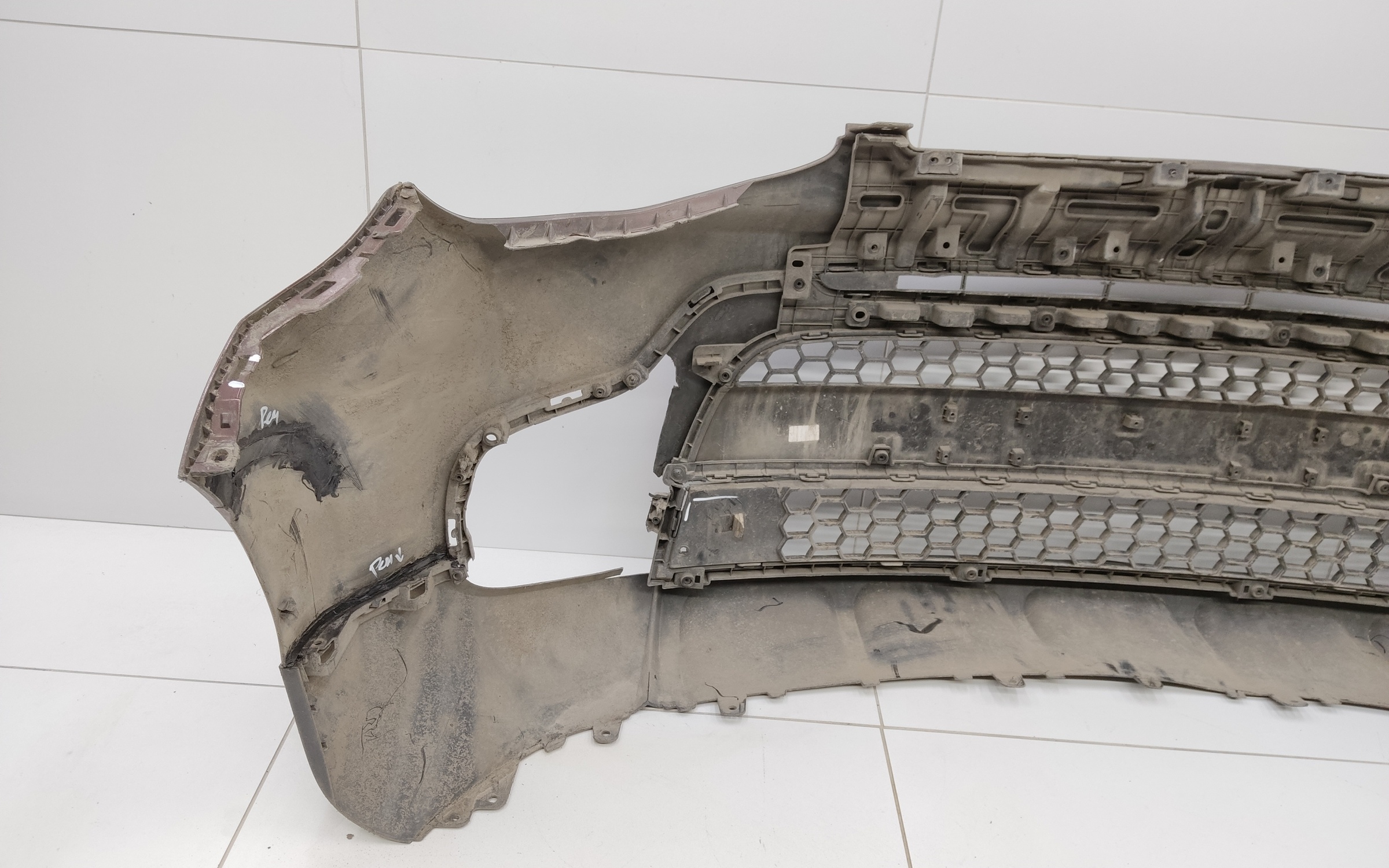 Бампер передний Kia Soul 2 Restail