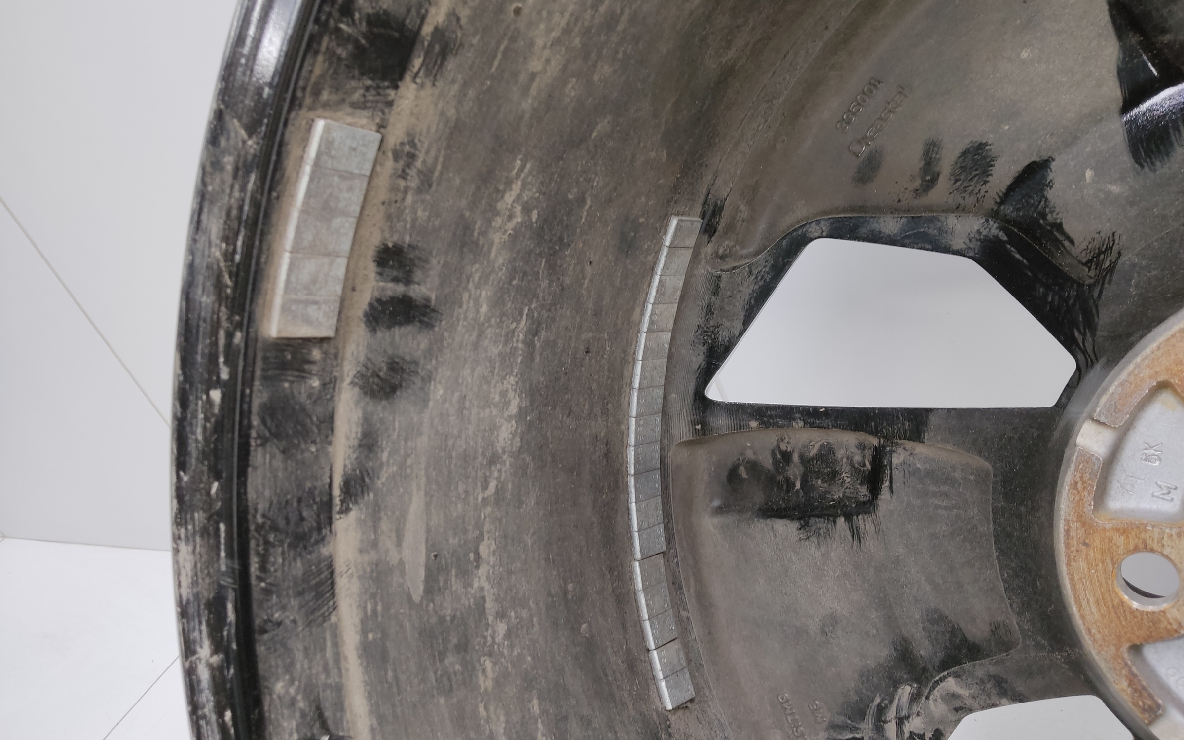 Диск колеса литой Geely Atlas 2 R20