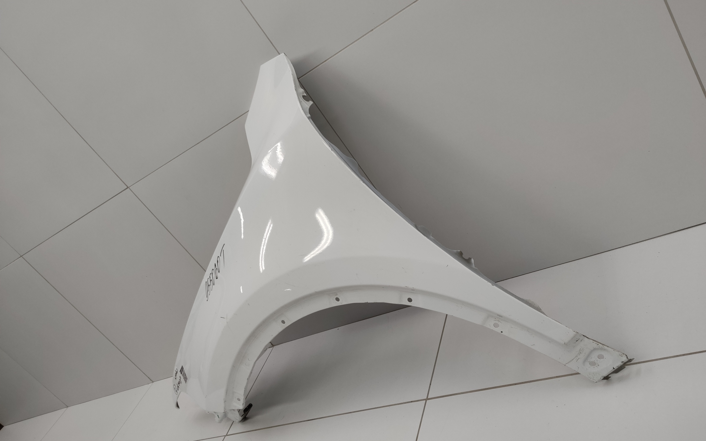 Крыло переднее левое Geely Atlas Pro