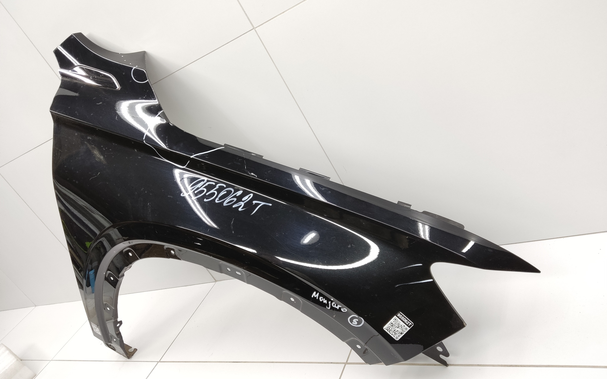 Крыло переднее правое Geely Tugella