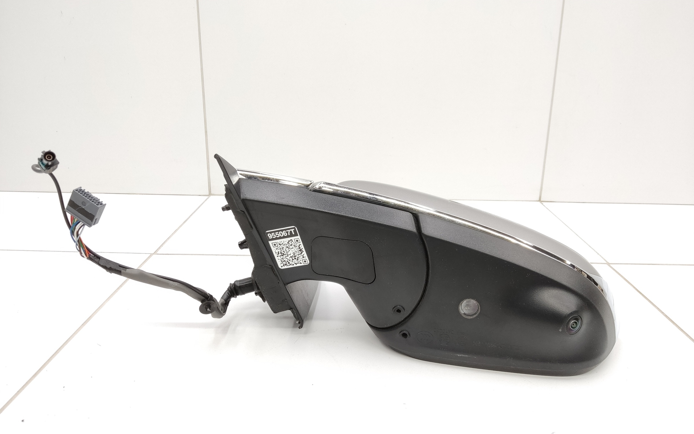 Зеркало левое Geely Monjaro 9+1 контактов