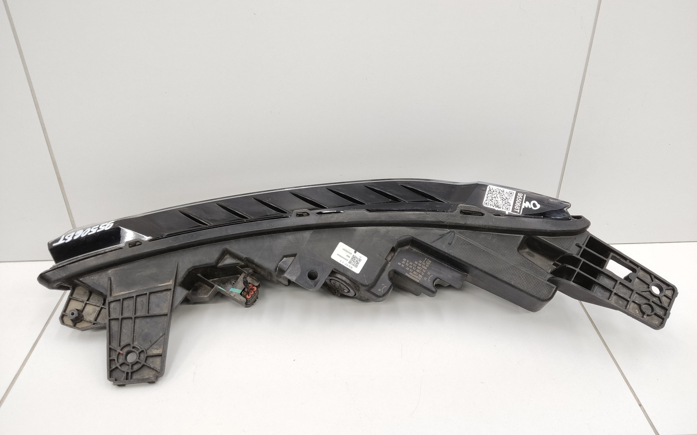 Фара ДХО передняя правая Omoda C5 LED