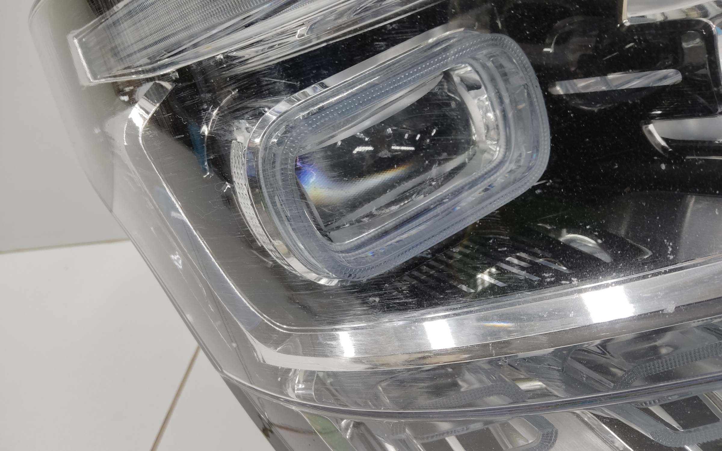 Фара передняя правая Tank 500 LED