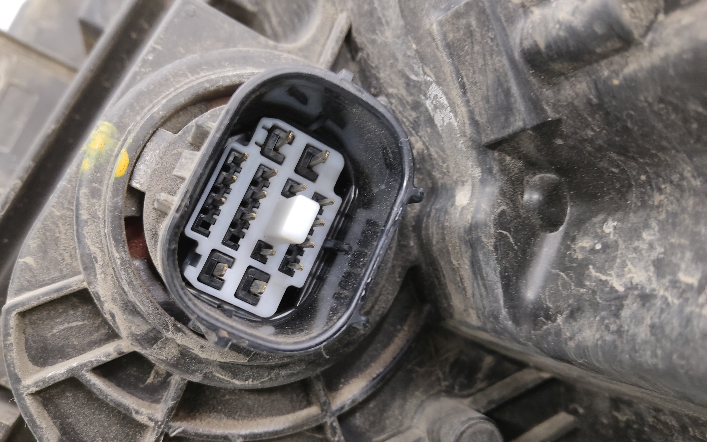 Фара передняя правая Tank 500 LED