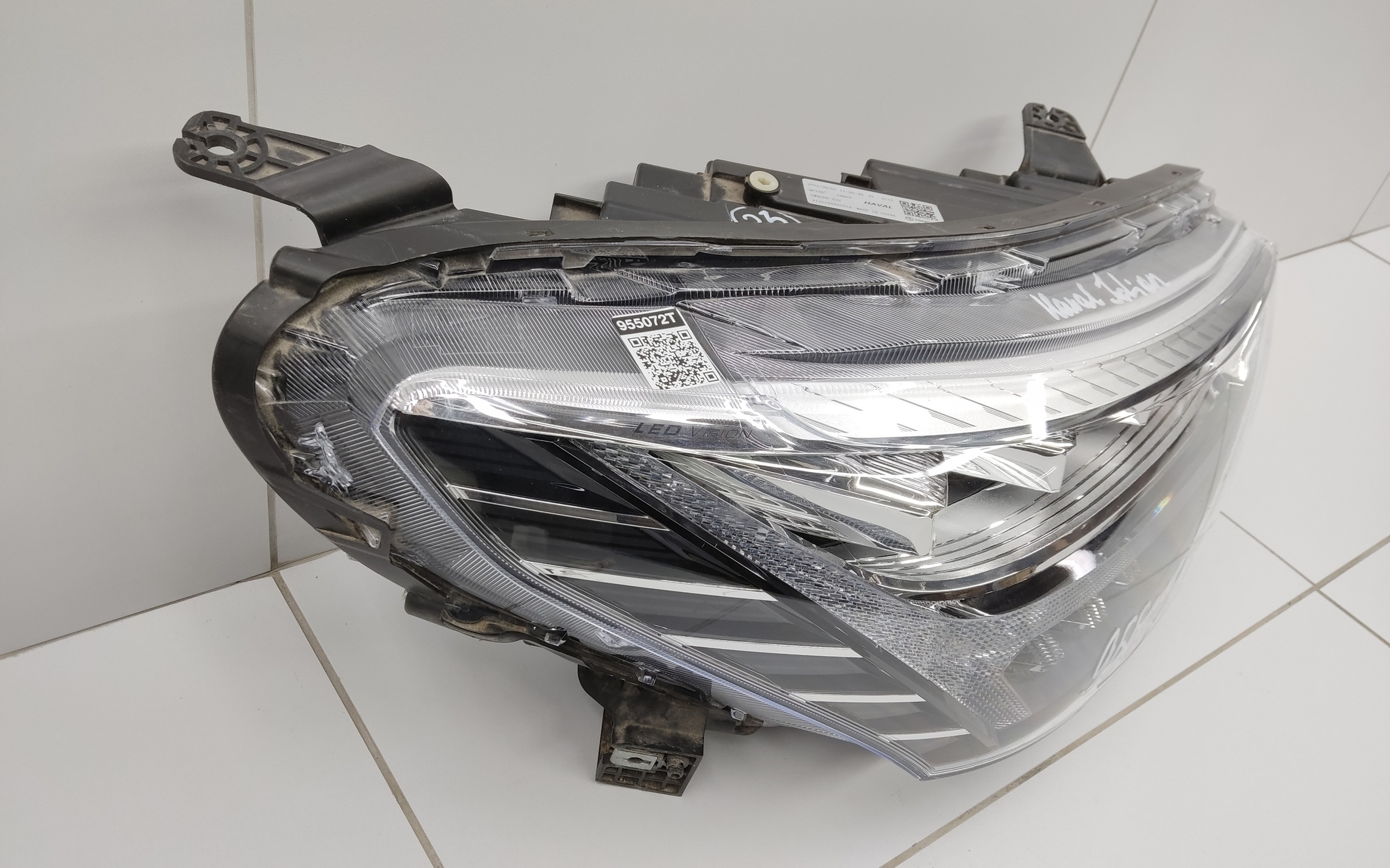 Фара передняя правая Haval Jolion LED