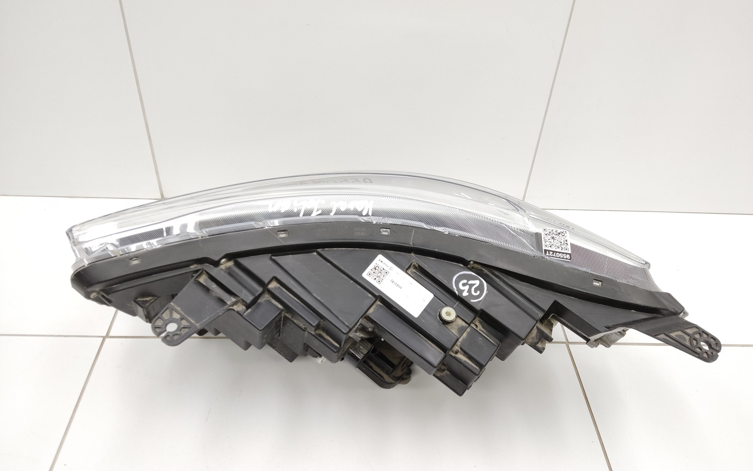 Фара передняя правая Haval Jolion LED