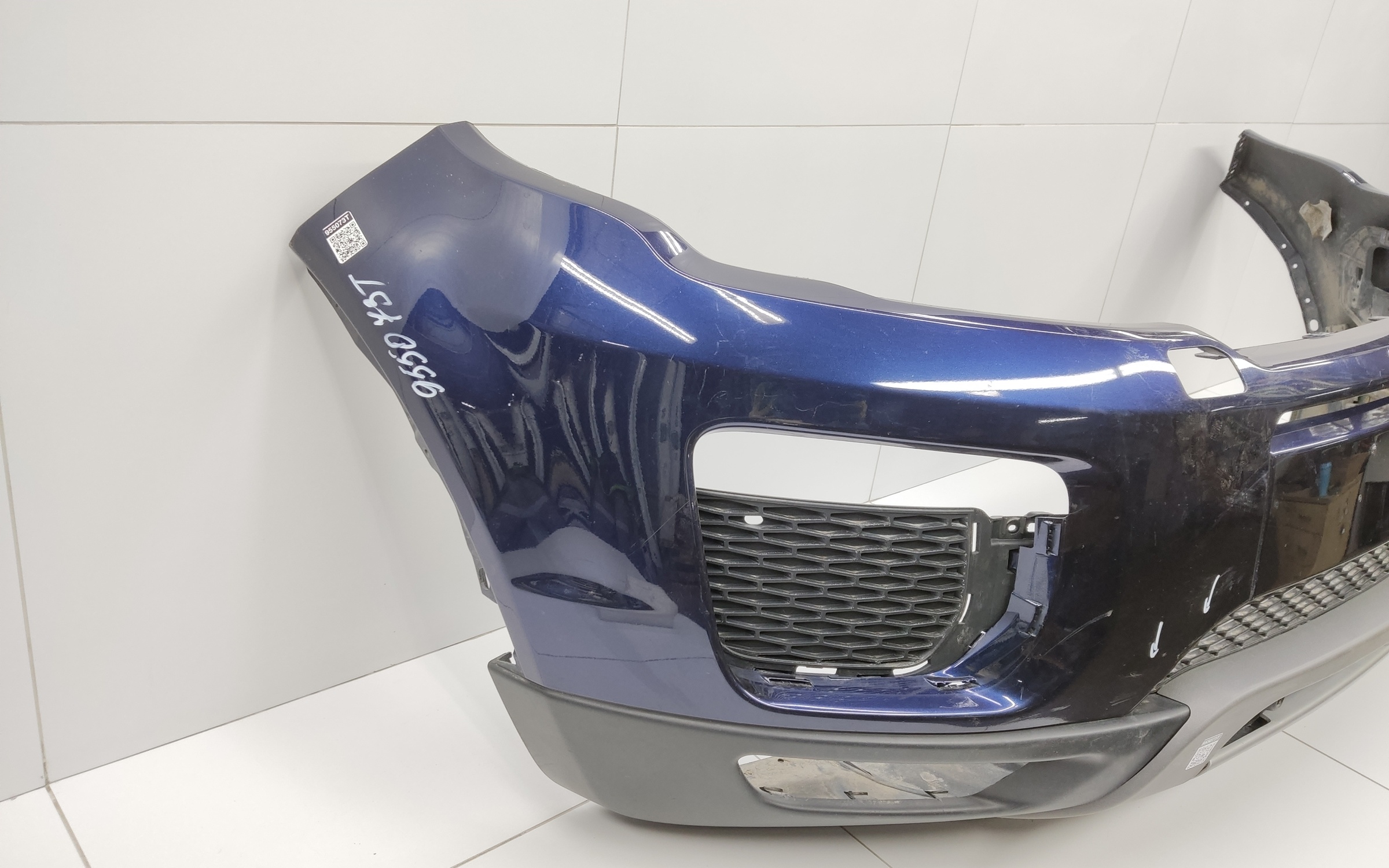 Бампер передний Land Rover Range Rover Evoque 1 Restail под омыватель