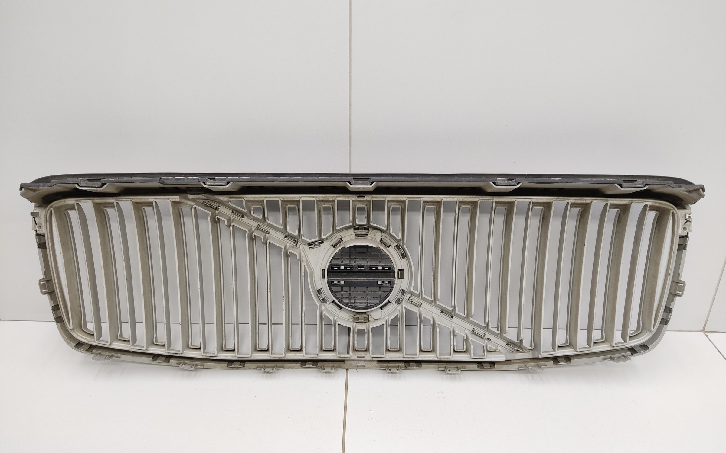 Решетка радиатора Volvo XC90 2