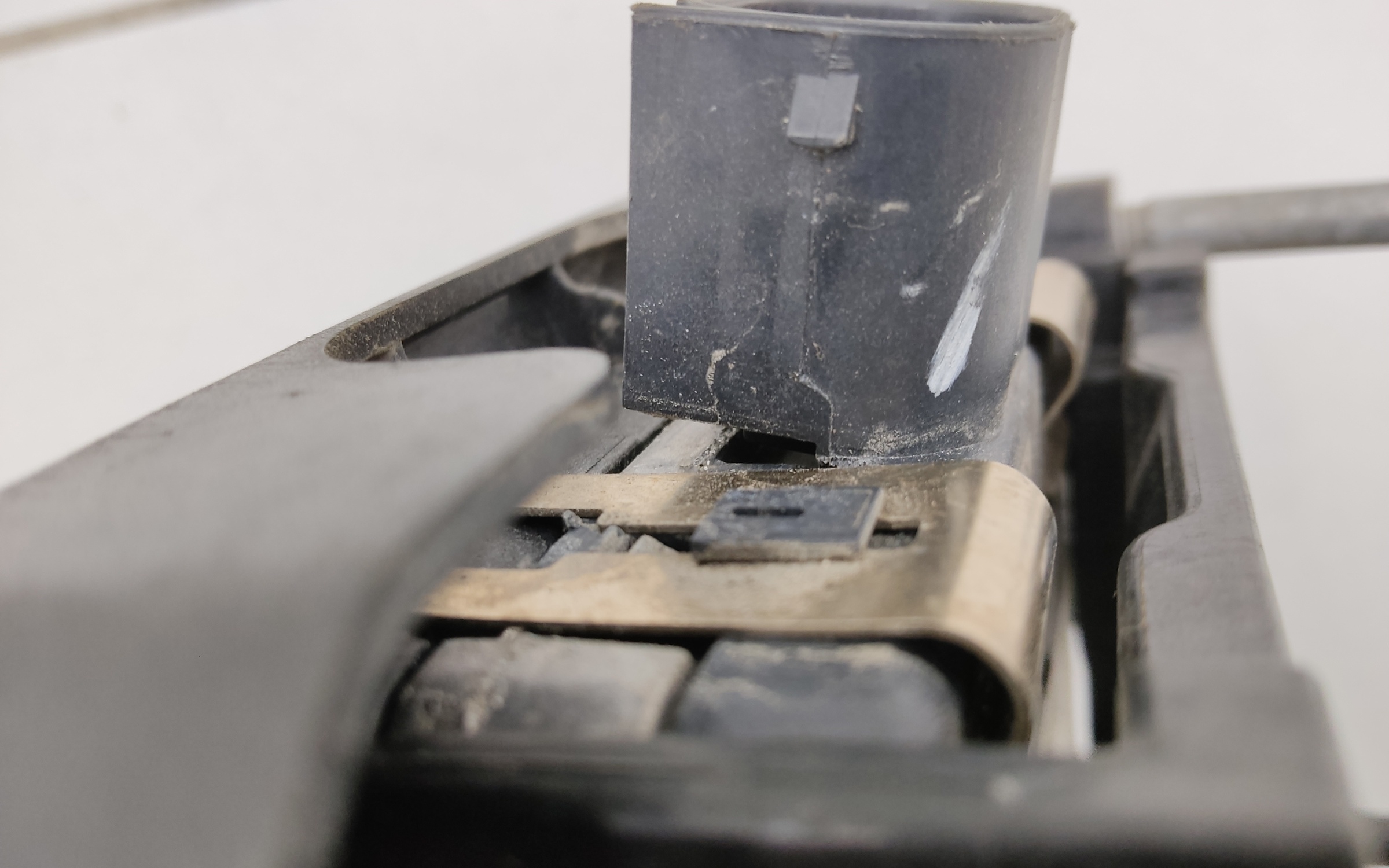 Датчик дистанции " дистроник " Geely Tugella