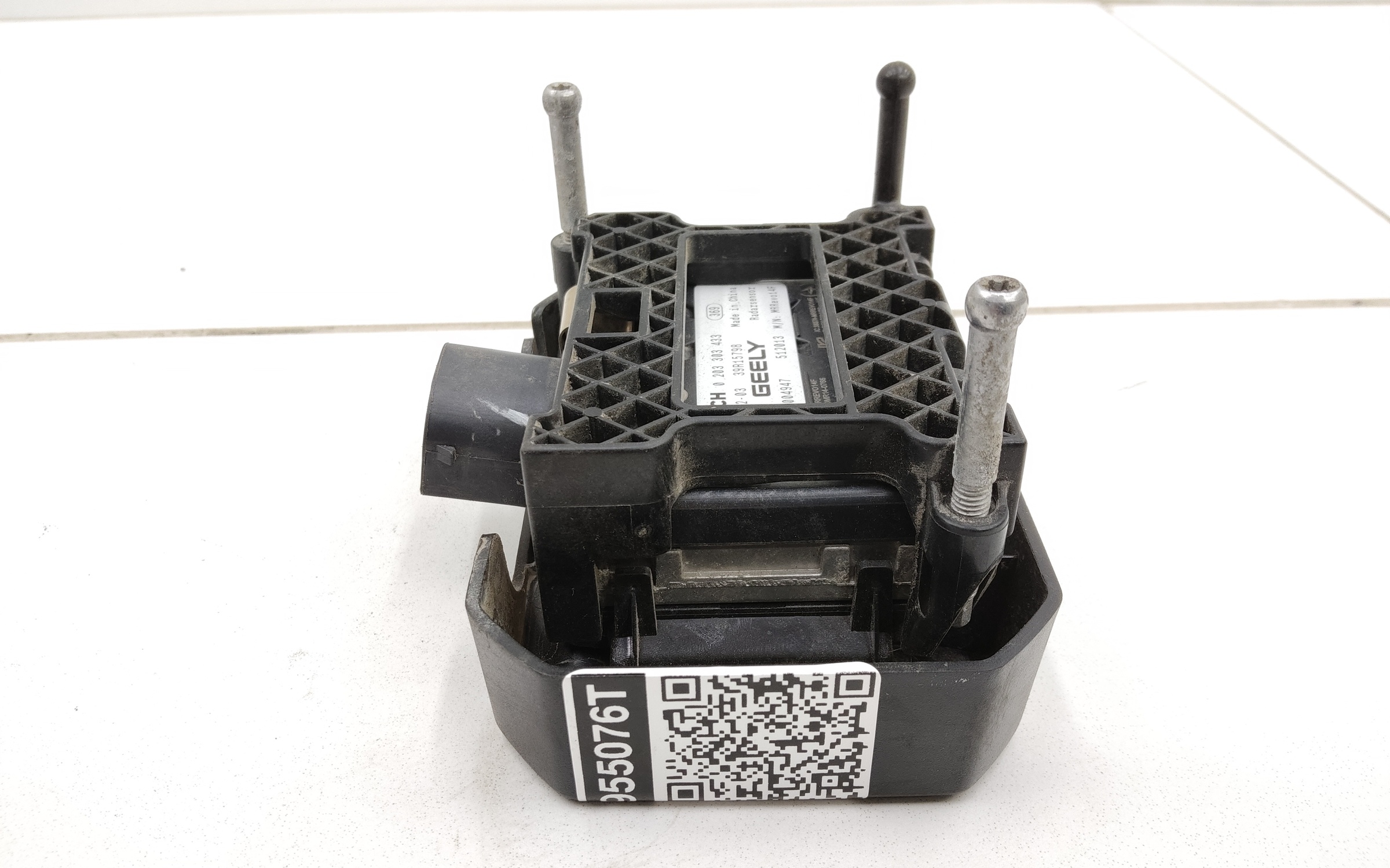 Датчик дистанции " дистроник " Geely Tugella