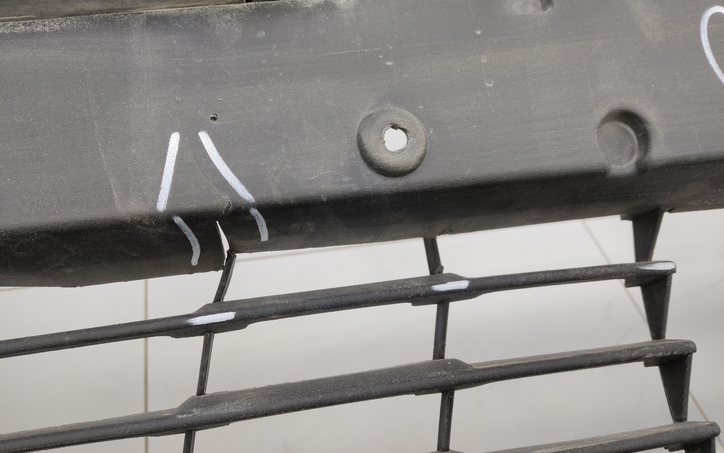 Бампер передний Geely Atlas Pro