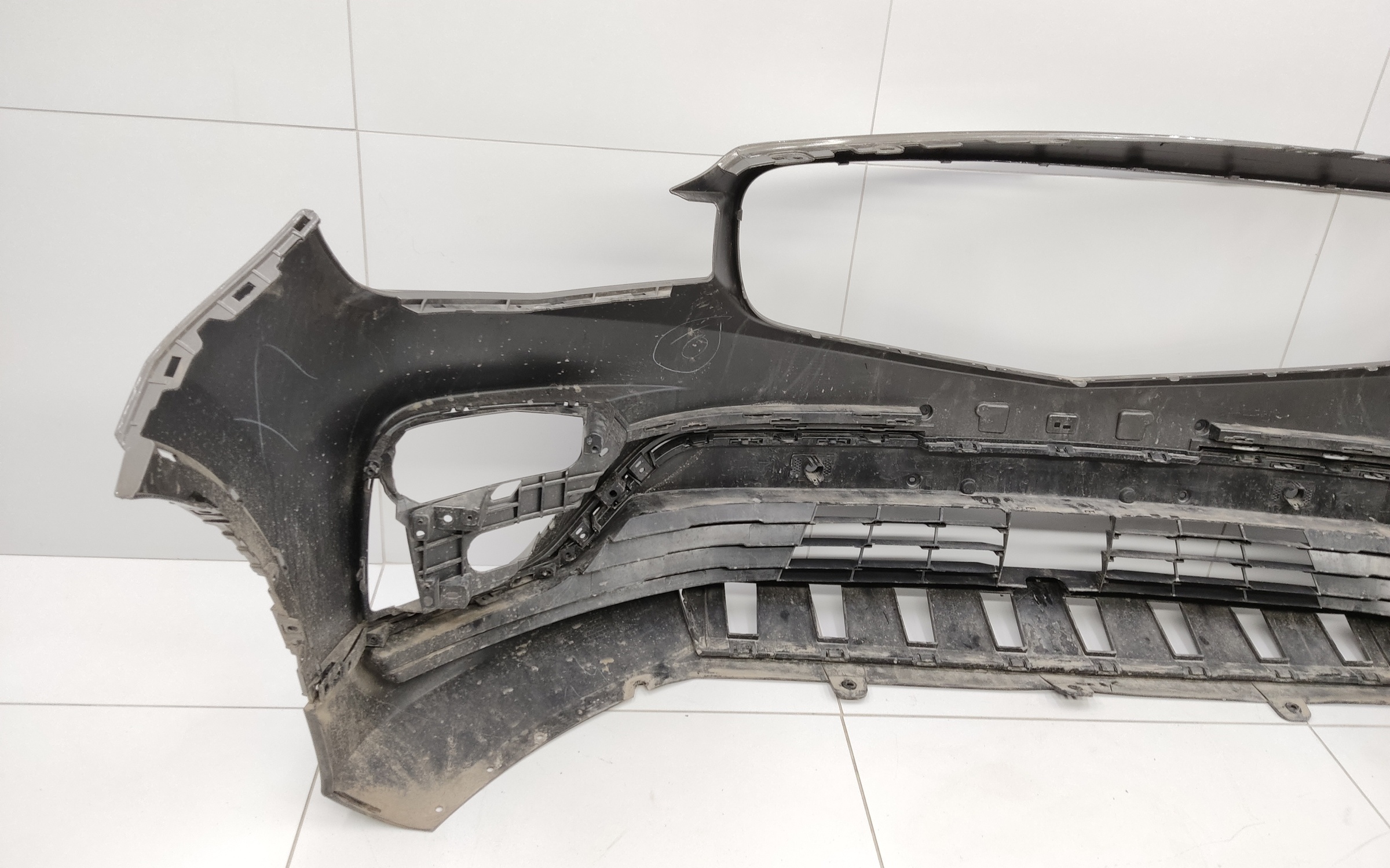 Бампер передний Geely Atlas Pro