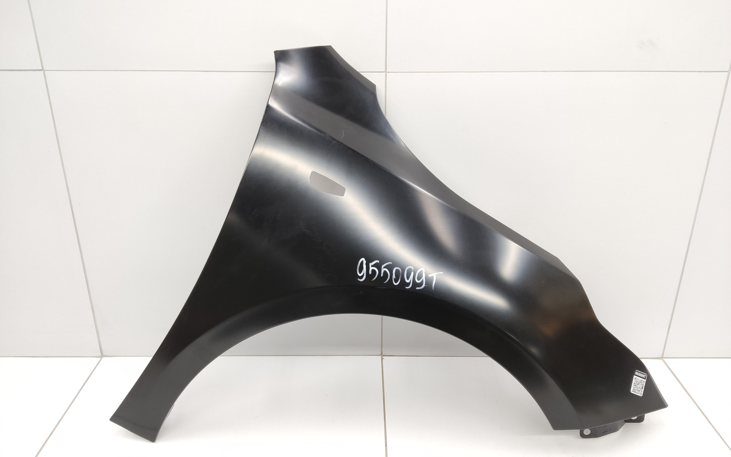 Крыло переднее правое Kia Ceed 3 под повторитель