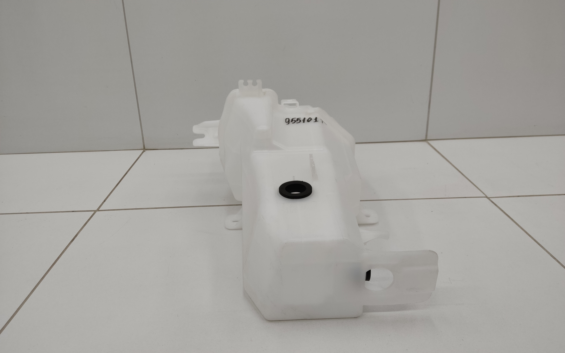 Бачок омывателя Kia Ceed 3