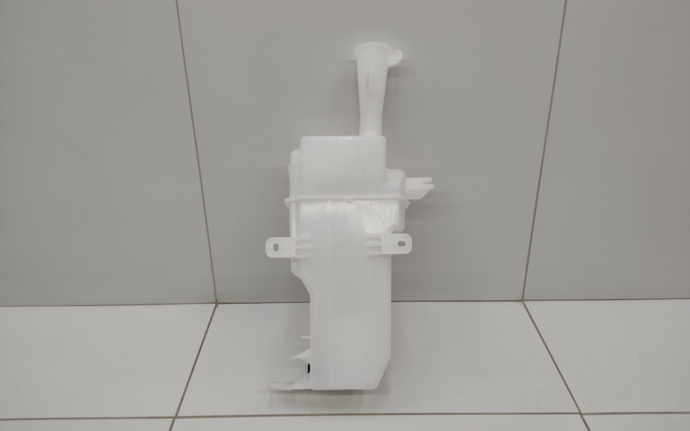 Бачок омывателя Kia Ceed 3